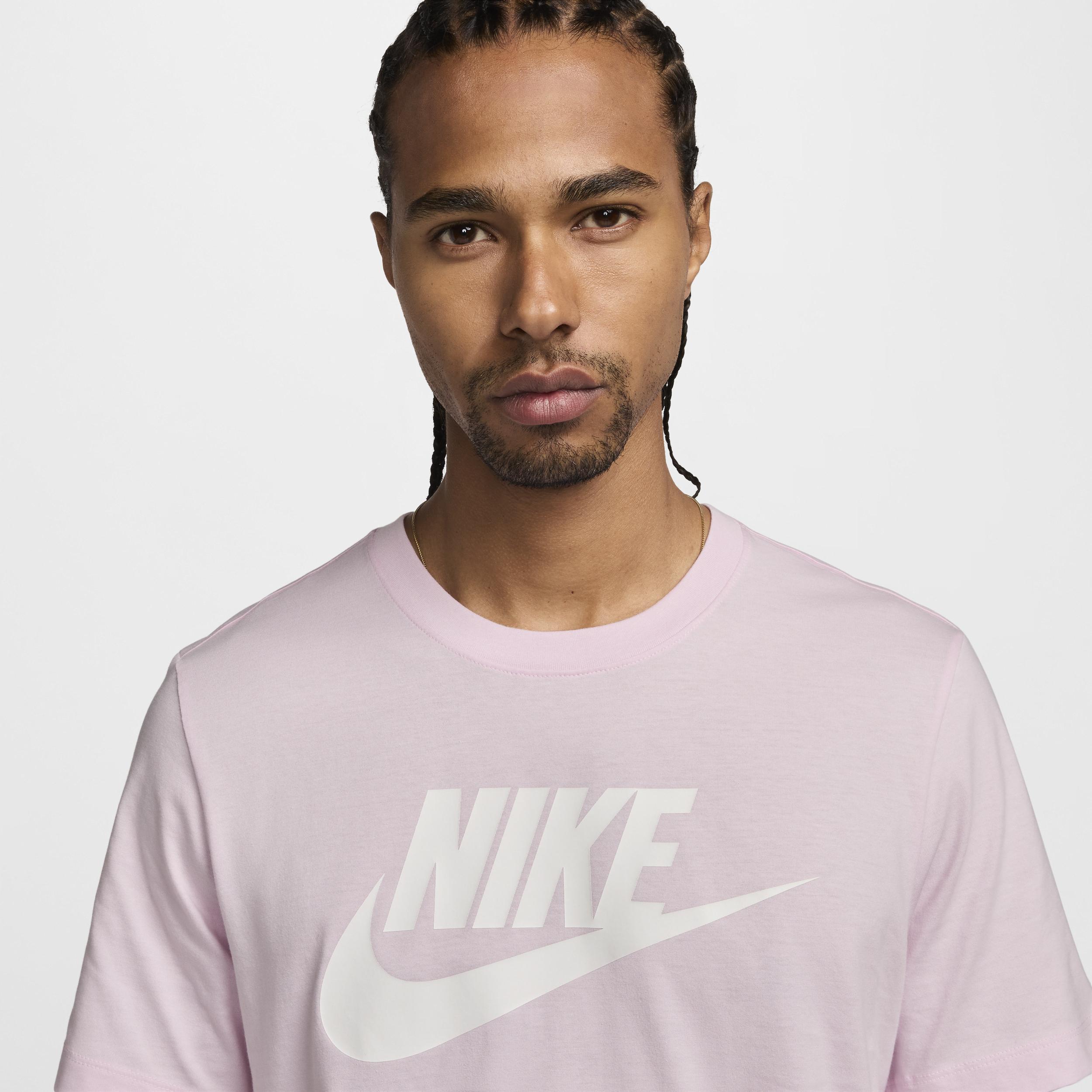 Nike Sportswear Men's T-Shirt Product Image