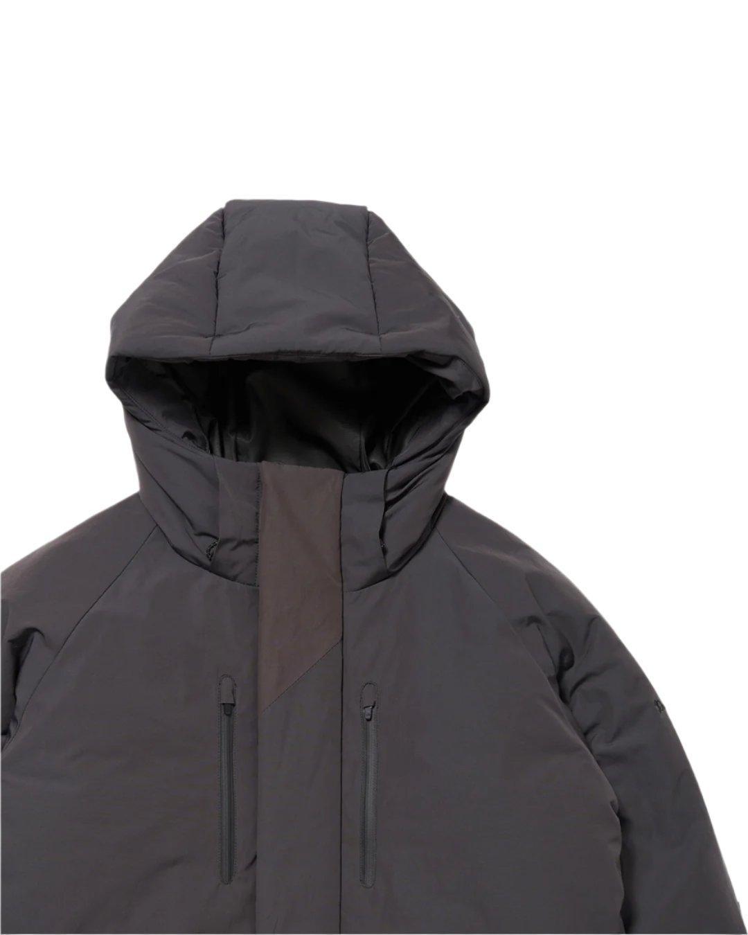 Latitude Jacket - Black Product Image