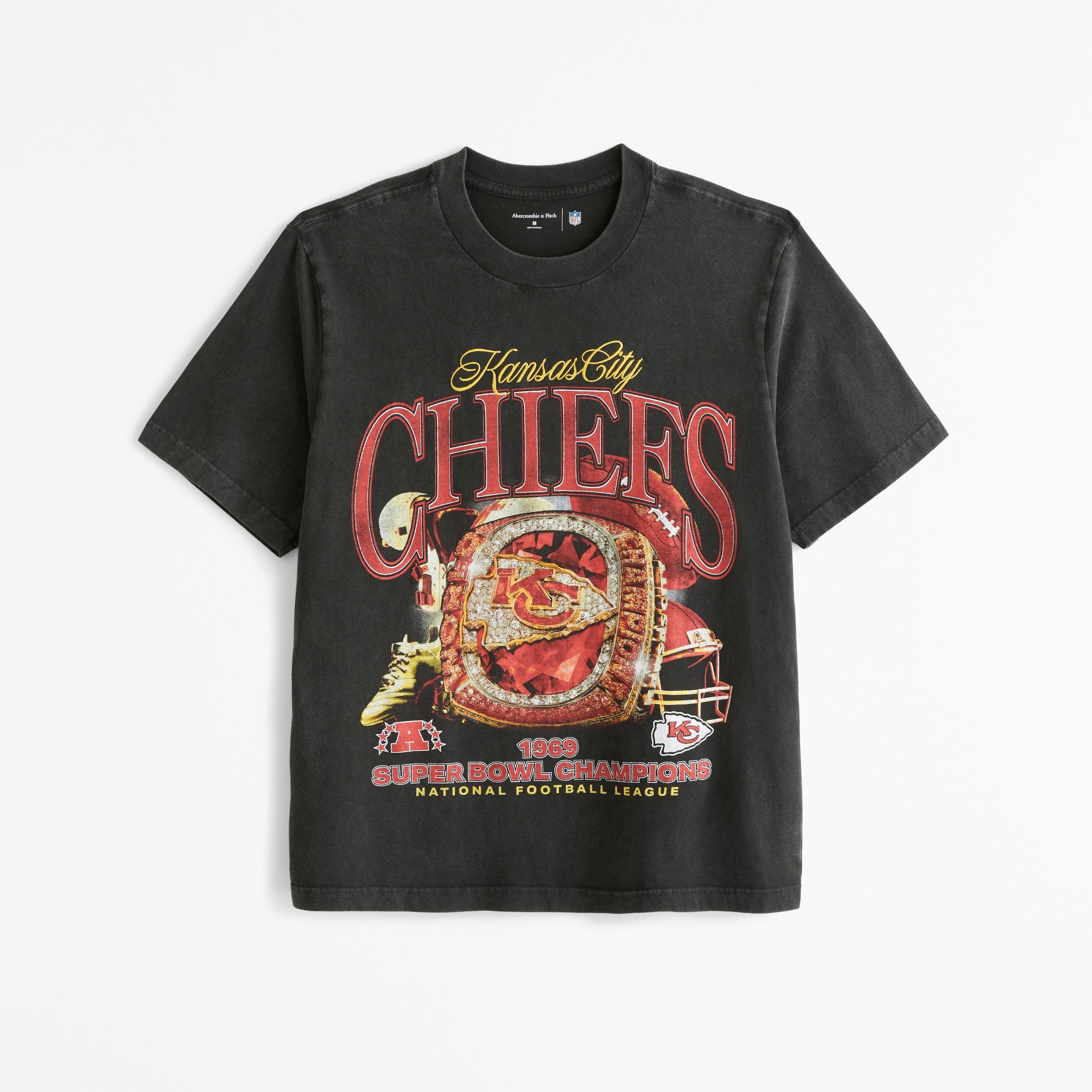 Kansas City Chiefs Vintage-Inspired Graphic Tee Product Image
