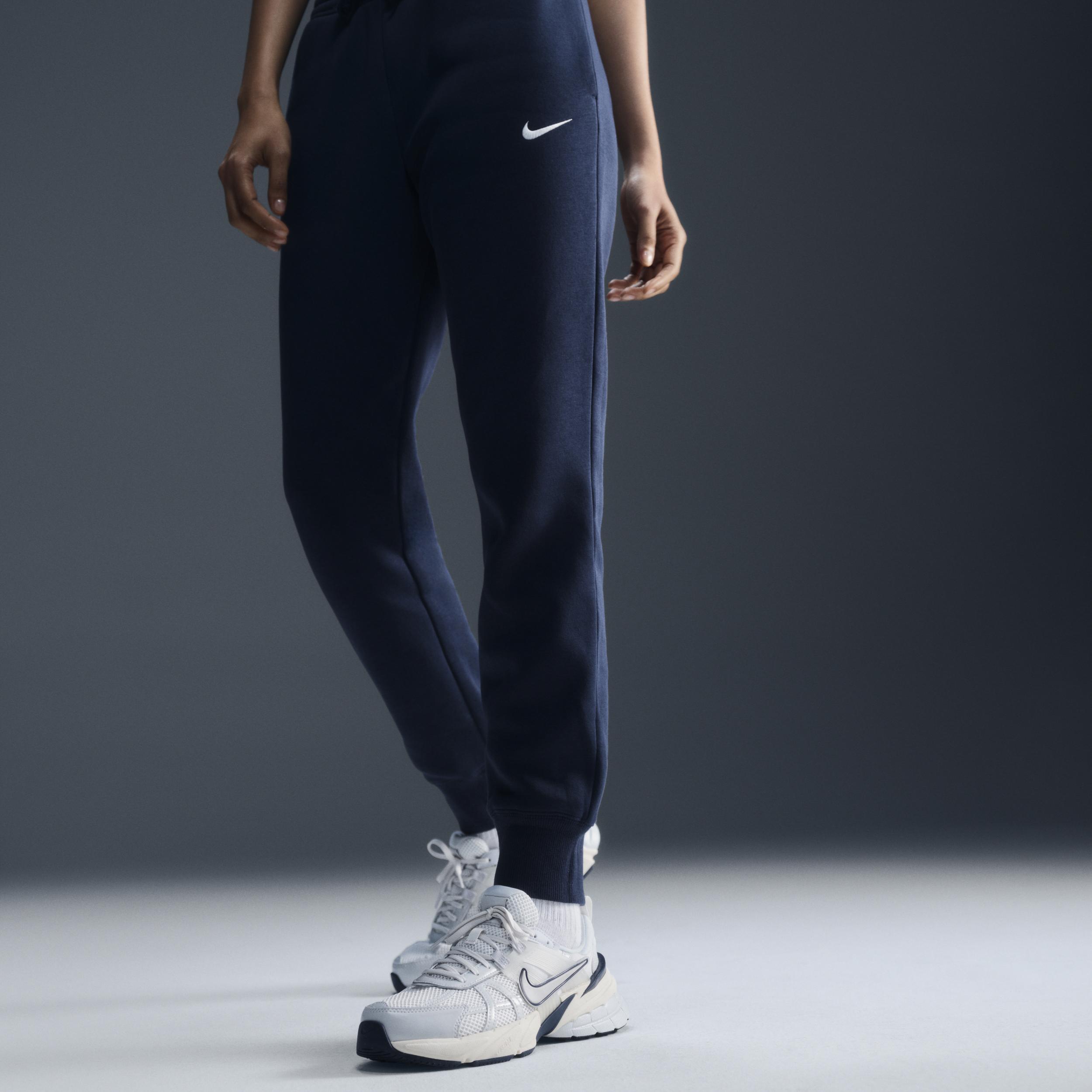 Nike Sportswear Phoenix Fleece Women's Mid-Rise Sweatpants Product Image