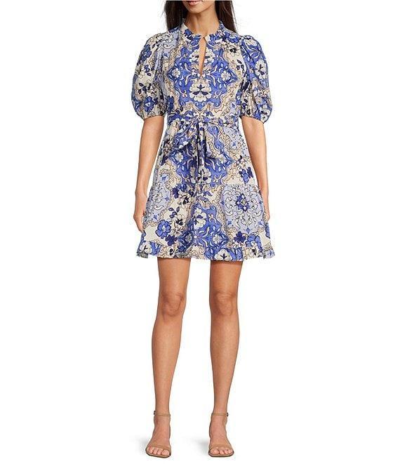 Vince Camuto Floral Print V-Neck Short Sleeve Tie Waist Dress Product Image