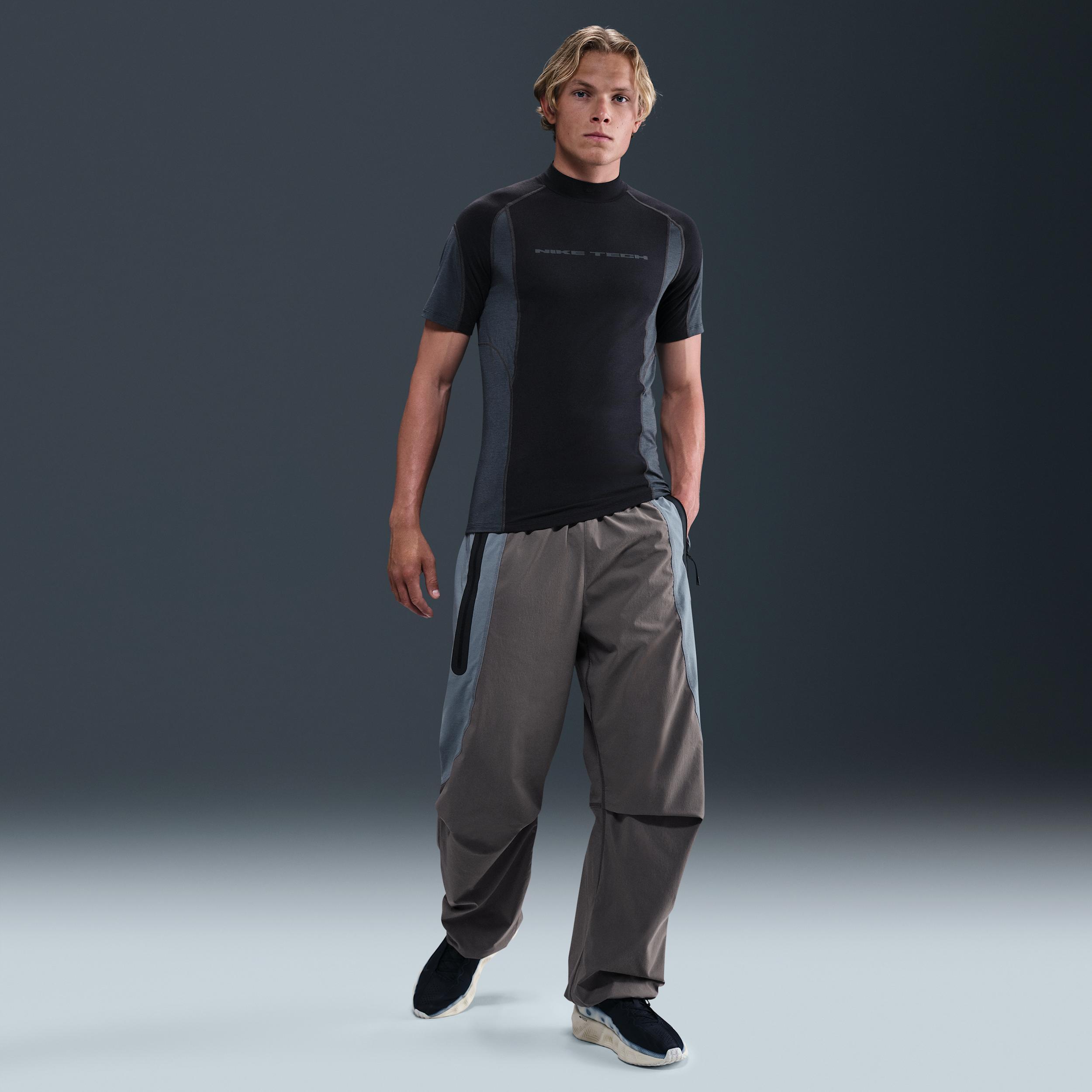 Nike Tech Men's Dri-FIT Woven Color-Block Loose-Fit Pants Product Image