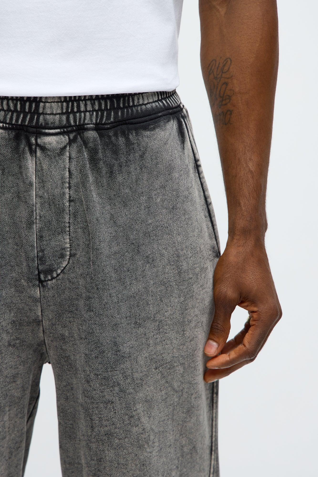 Can't Fade Me Sweatpant - Grey Product Image