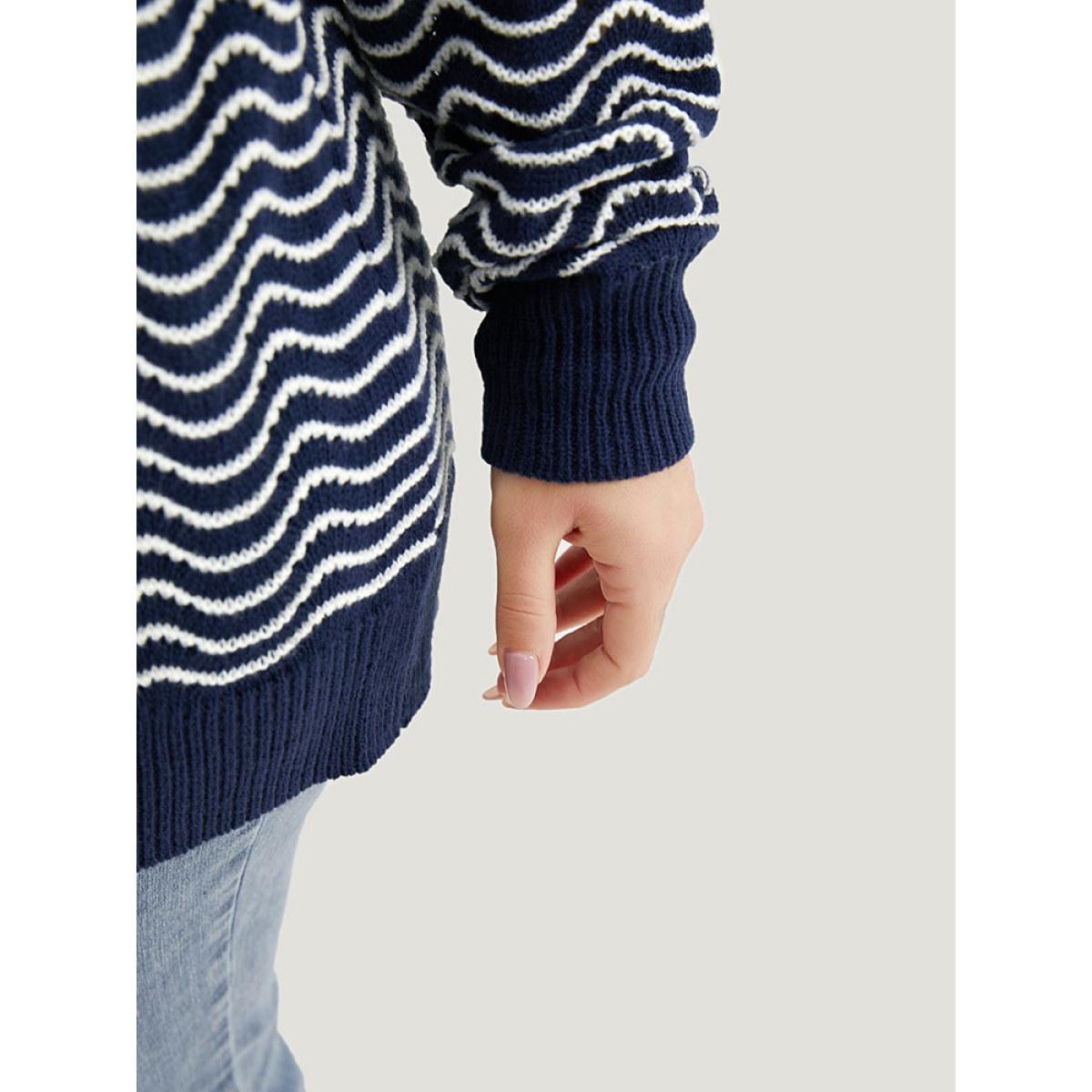 Plus Size Water Ripple Button Fly Elastic Cuffs Cardigan DarkBlue Women Casual Loose Long Sleeve Dailywear Cardigans BloomChic 26/4X Product Image