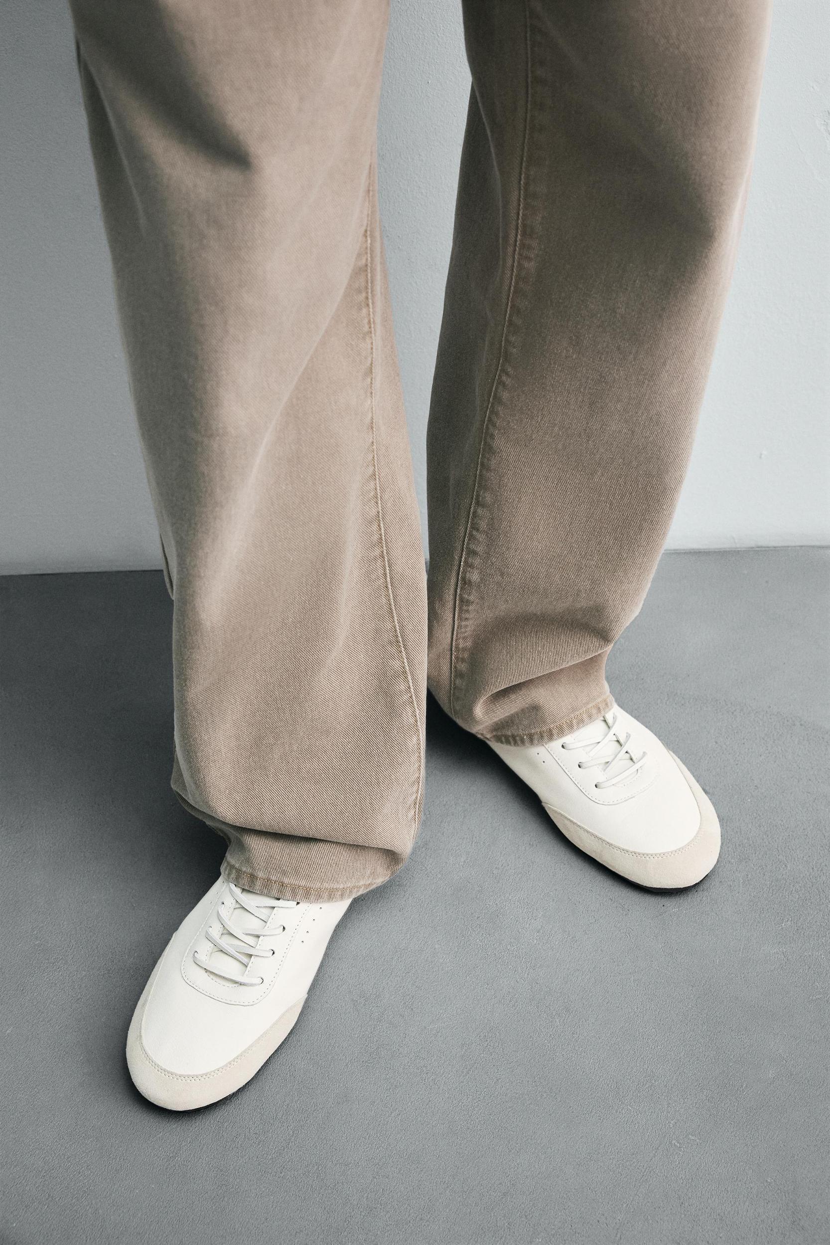 LEATHER SNEAKERS LIMITED EDITION Product Image