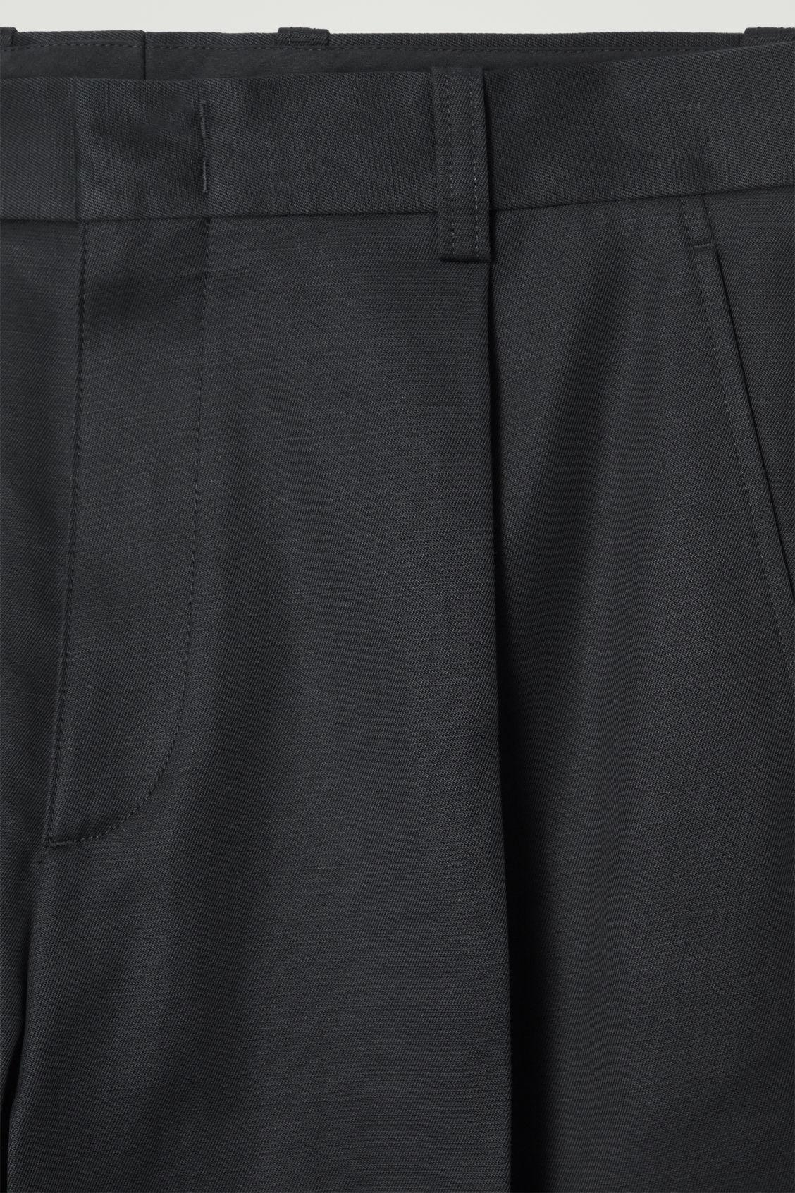 PLEATED COTTON WIDE-LEG PANTS Product Image