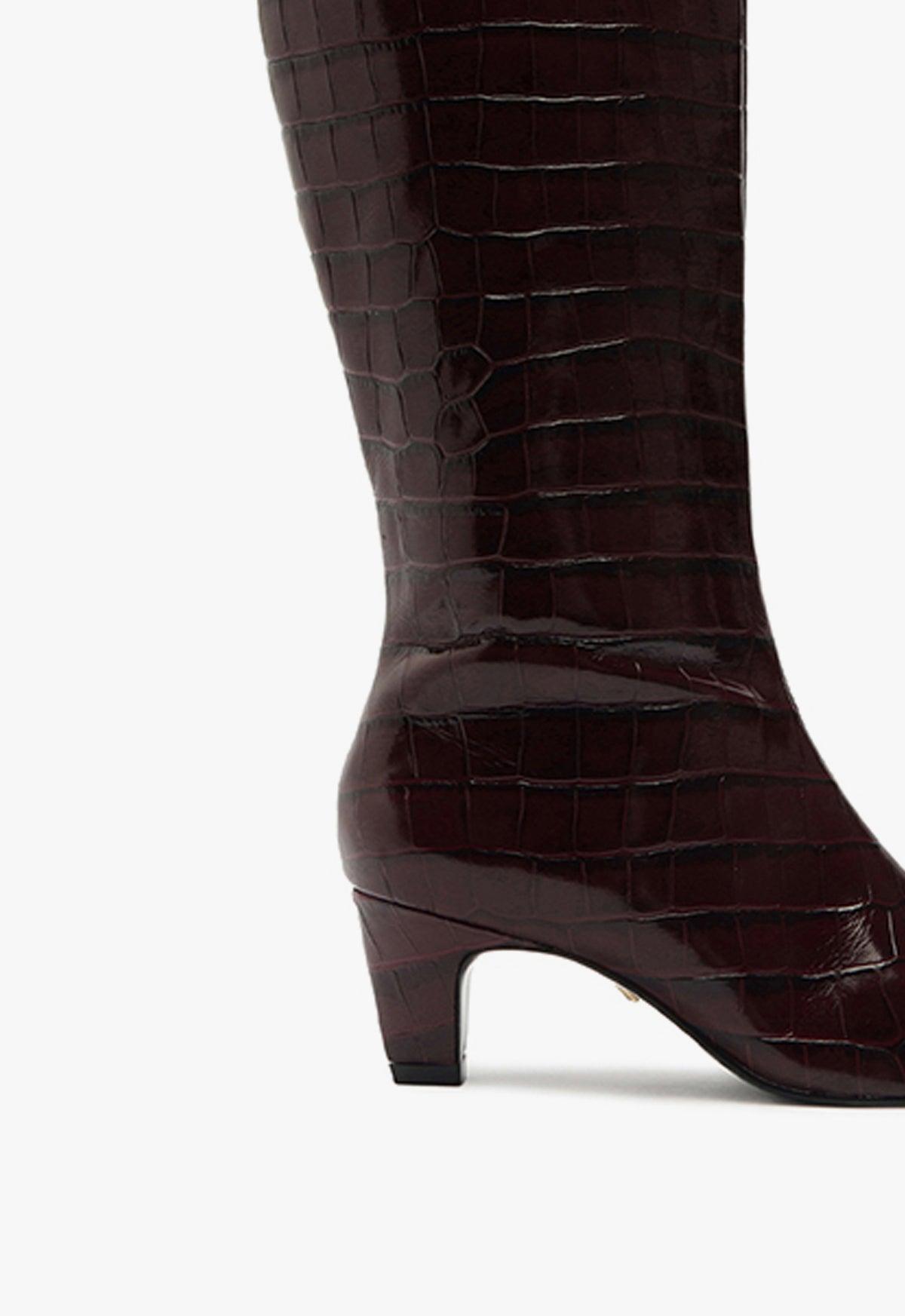 Dellia Up Boot Female Product Image