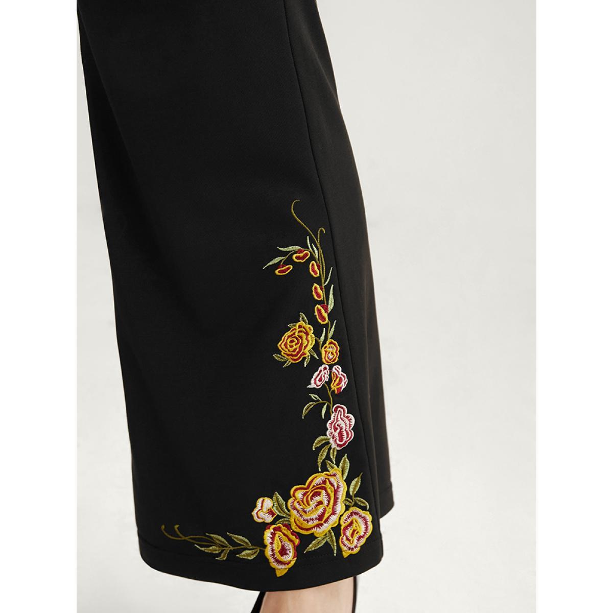 Plus Size Floral Embroidered Pocket Elastic Waist Bootcut Pants Women Black Elegant Bootcut Mid Rise Dailywear Pants BloomChic 30/6X Product Image