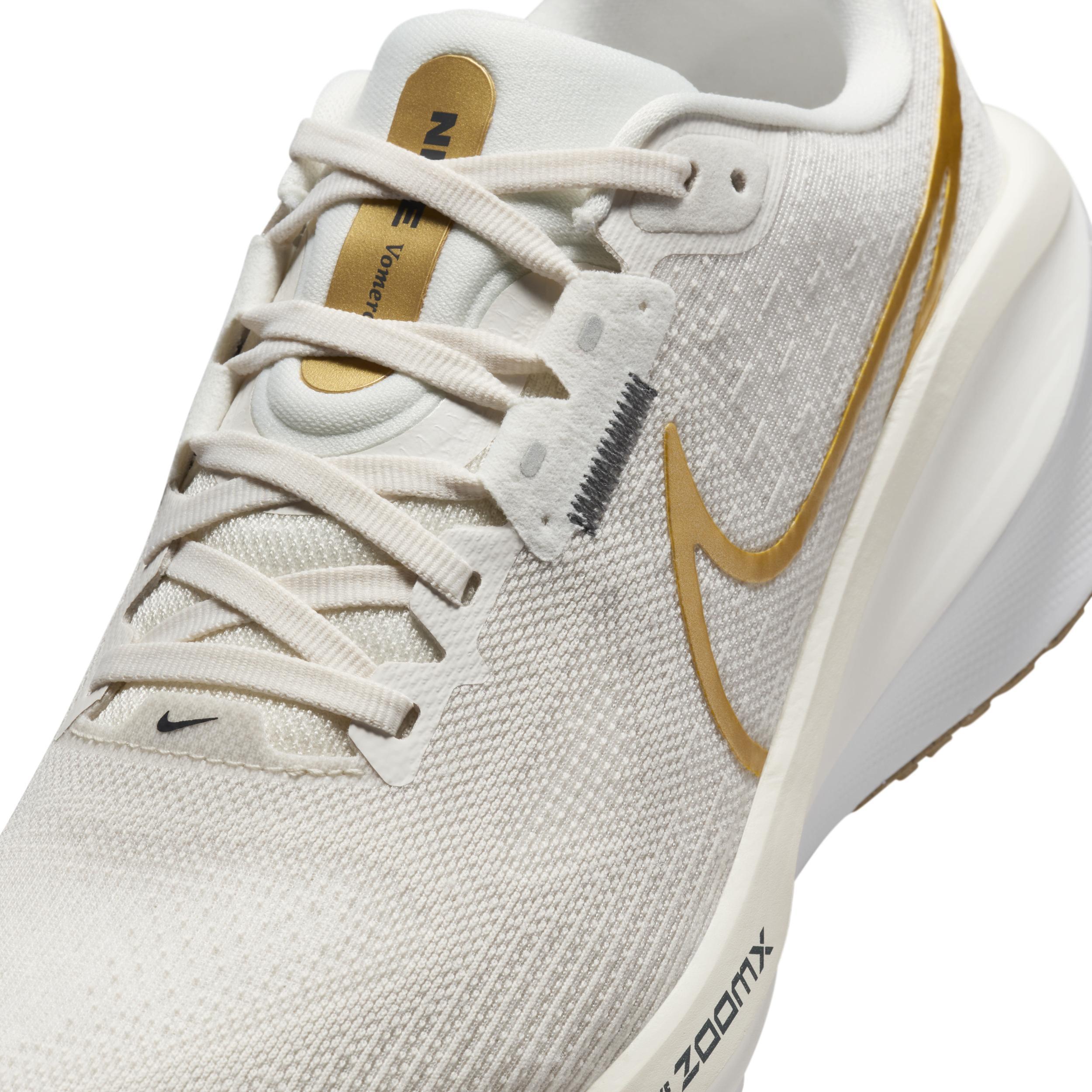 Nike Womens Nike Vomero 17 - Womens Running Shoes Product Image
