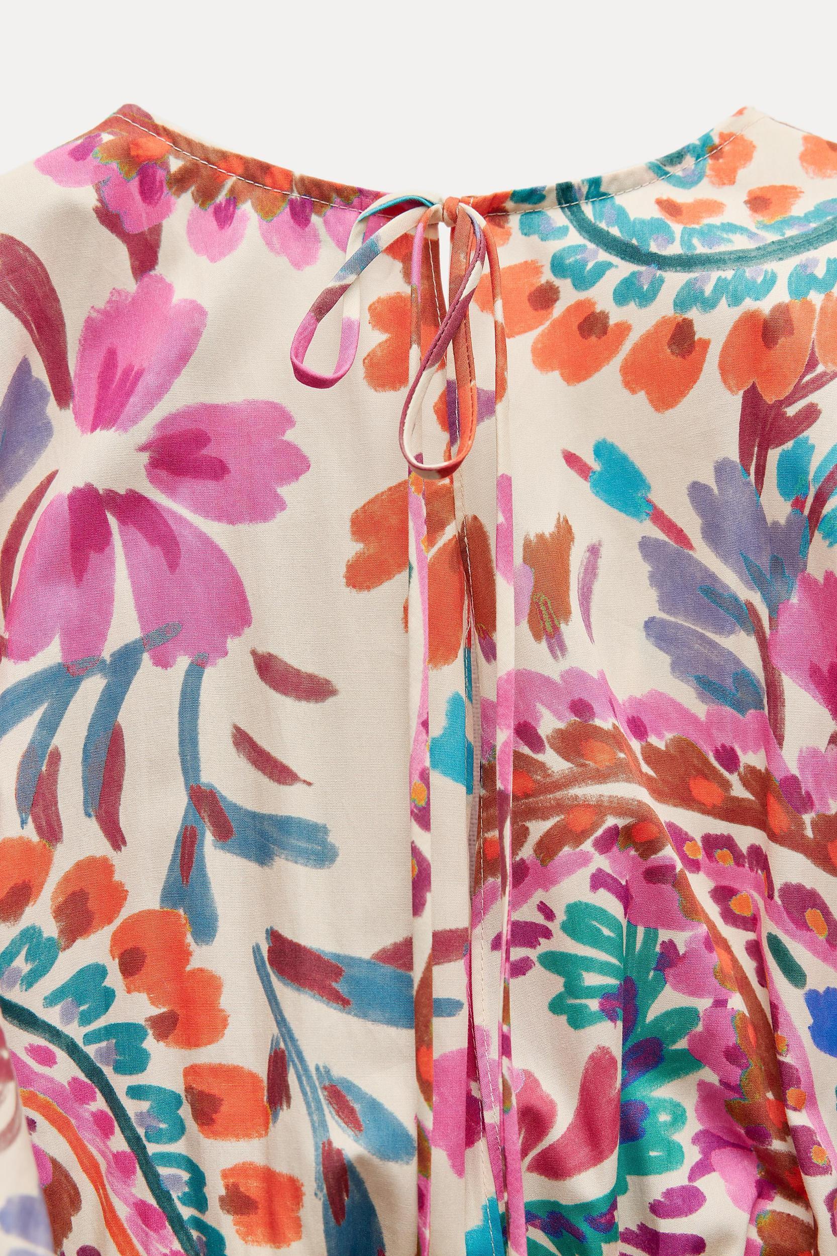 PRINTED DRESS WITH KNOT Product Image