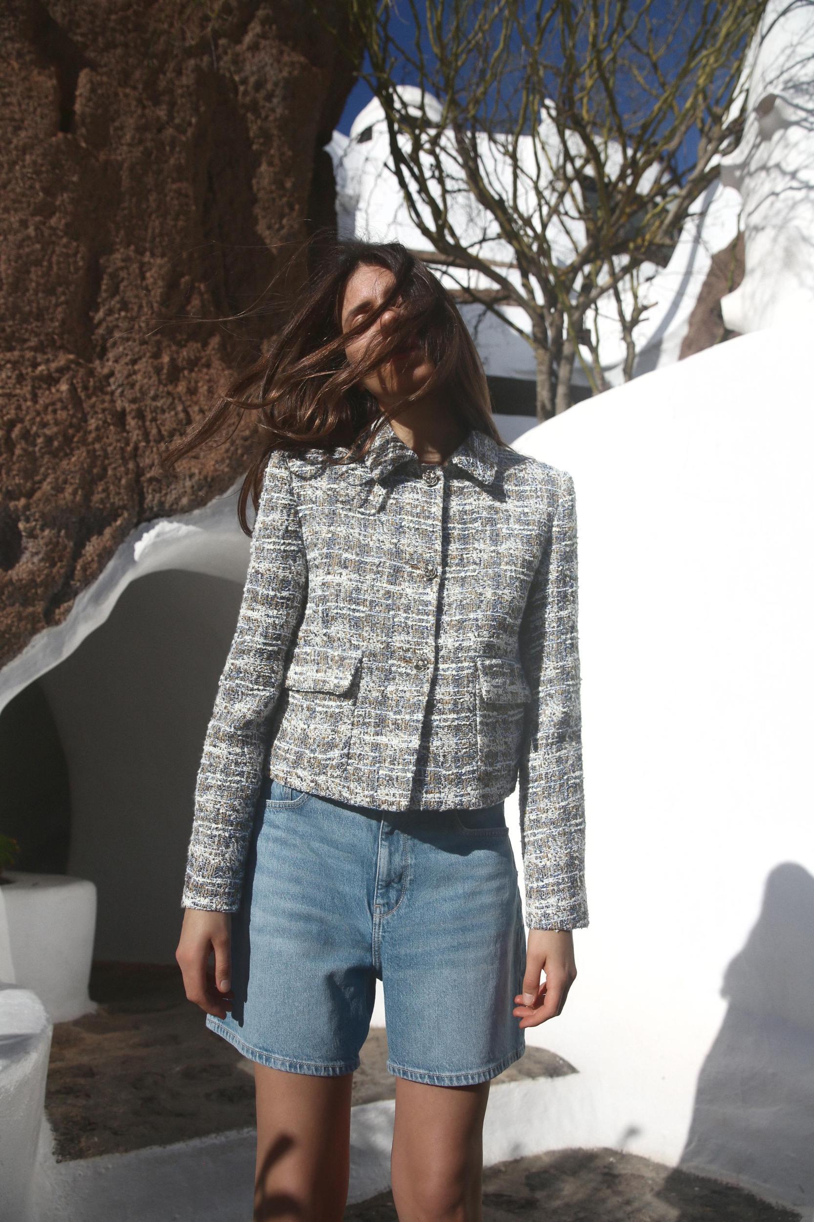 TEXTURED BLAZER Product Image