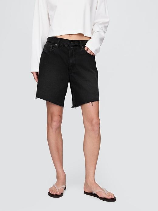 8" Mid Rise '90s Loose Denim Bermuda Shorts Product Image