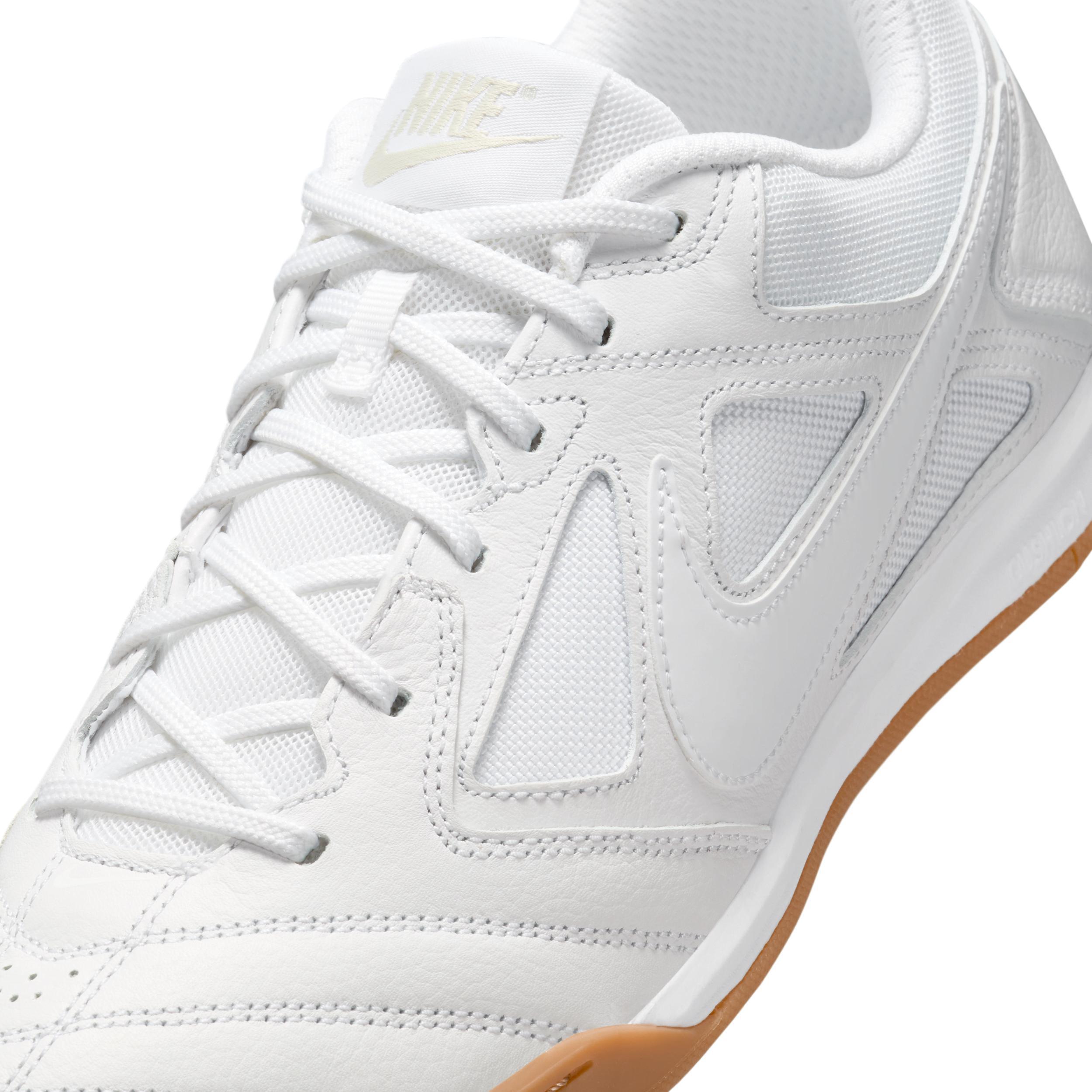 Nike Men's Gato Shoes Product Image