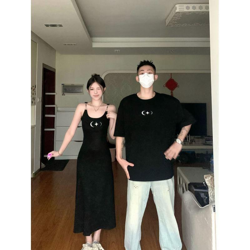 Couple Matching Sleeveless Scoop Neck Star Print Buckled Midi A-Line Dress / Elbow-Sleeve Crew Neck T-Shirt Product Image