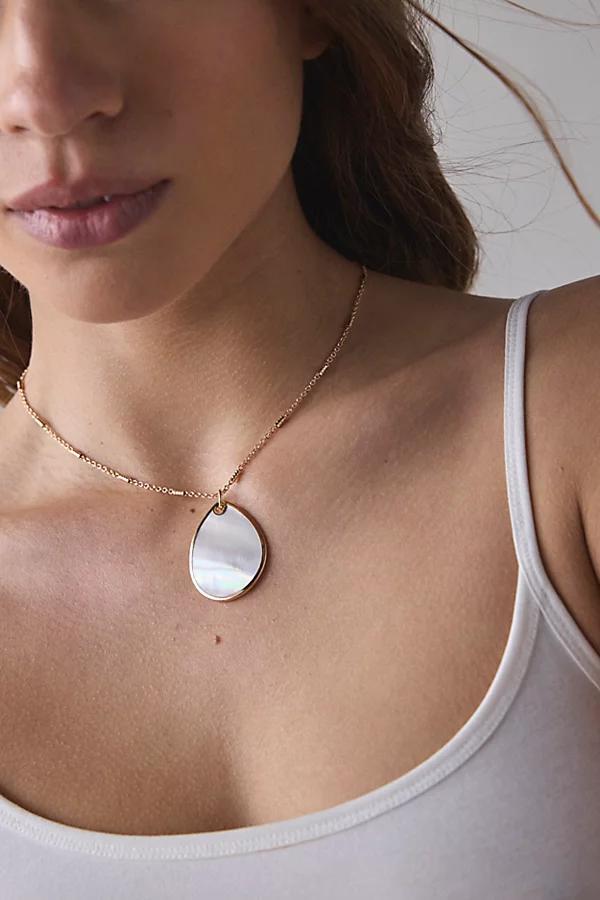 Moxie Pearl Pendant Necklace Womens at Urban Outfitters Product Image