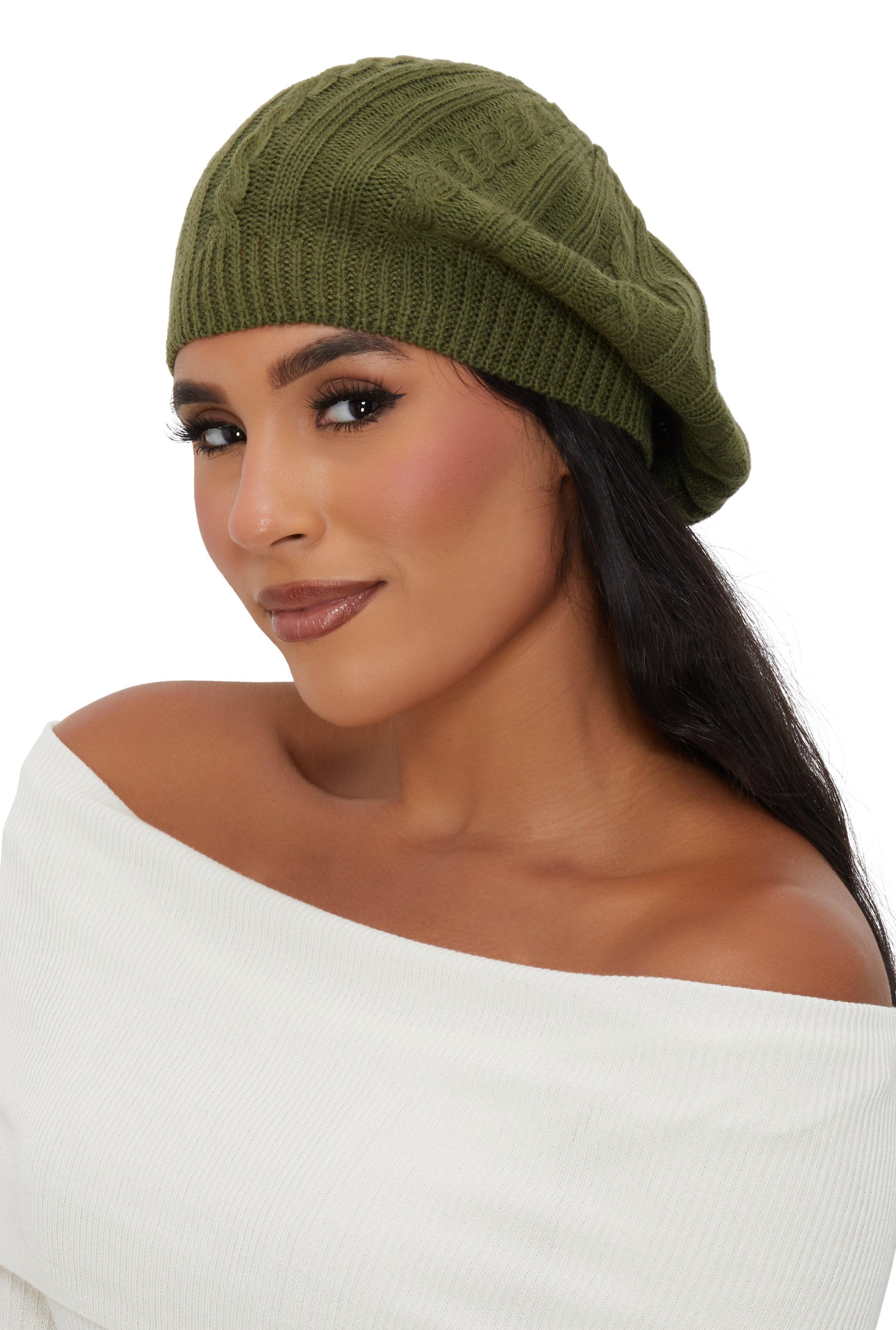 Womens Solid Cable Knit Beret Product Image