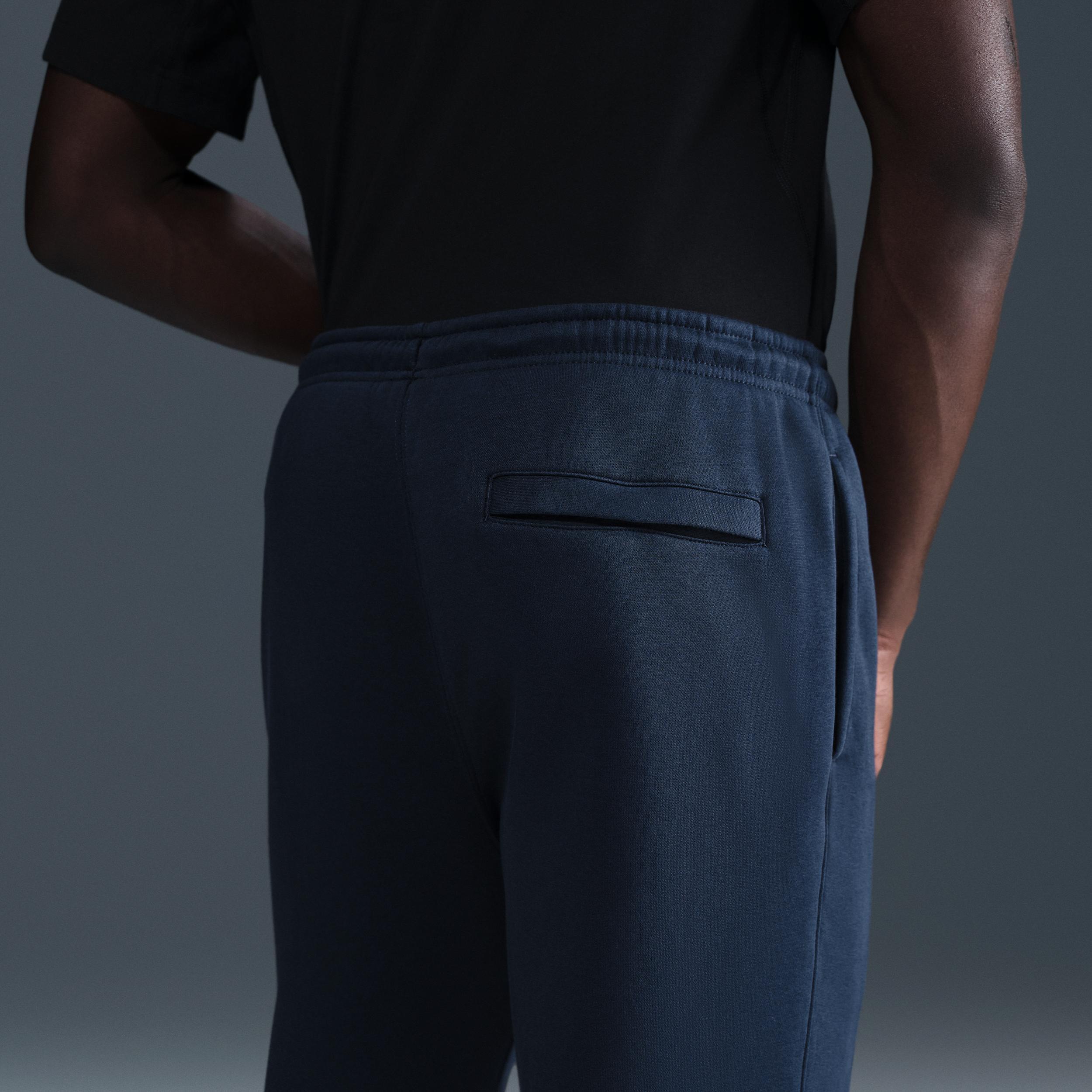 Nike Men's Club Open-Hem Fleece Pants Product Image