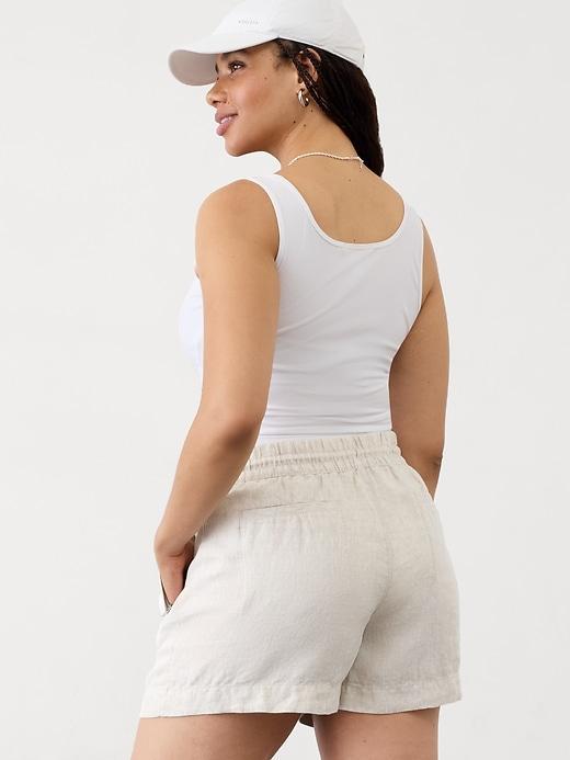 Retreat Linen Mid Rise Short Product Image