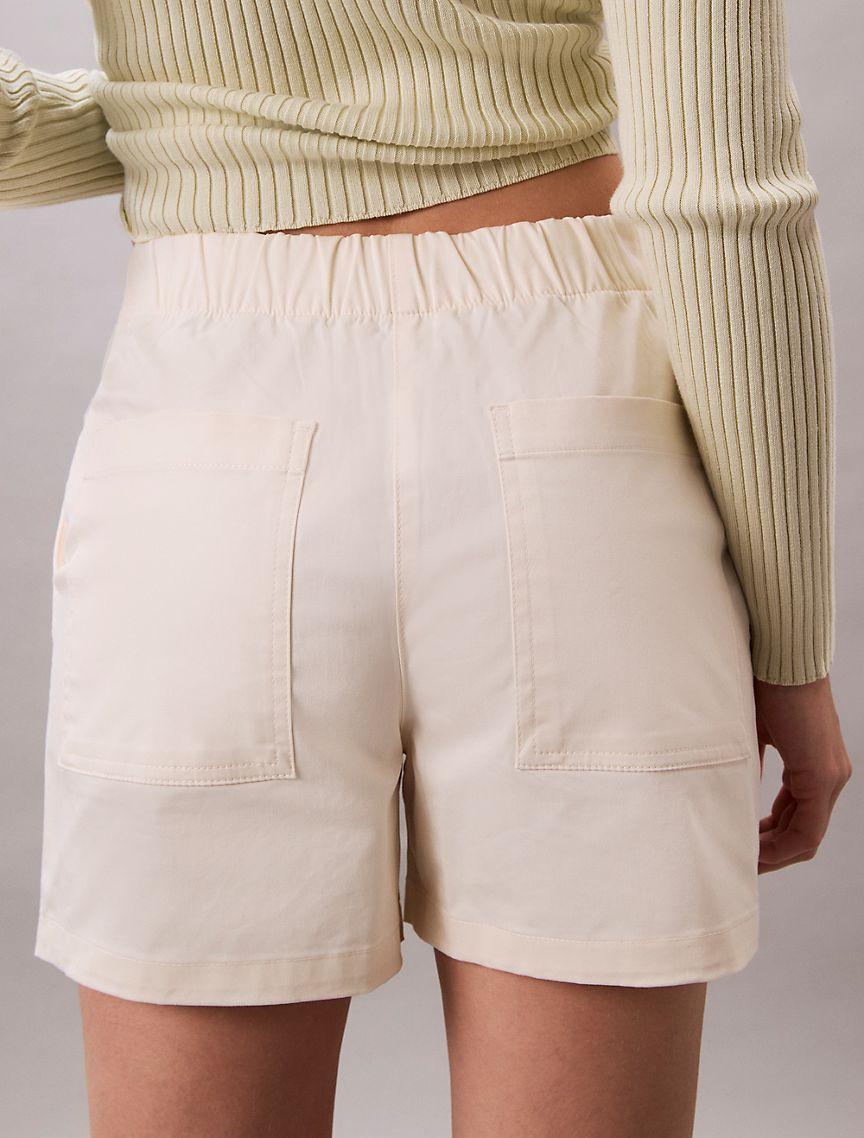 Cotton Sateen Short Product Image