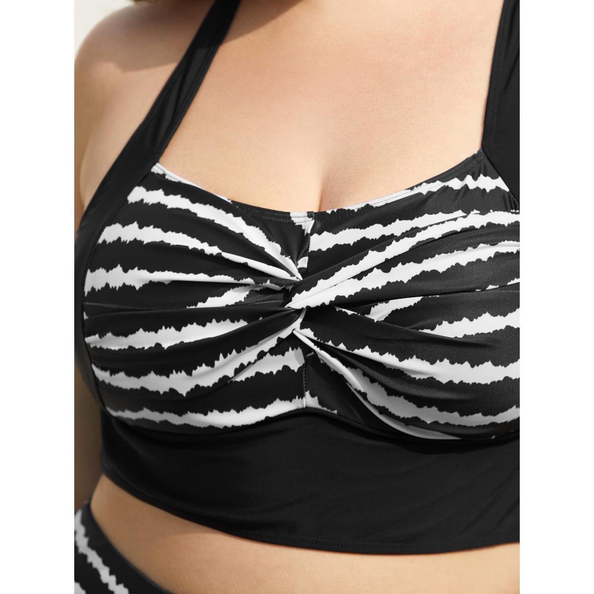 Plus Size Striped Twisted Front Cross-Straps Swim Top Women's Swimwear Black Beach Twist High stretch Skinny Heart neckline Curve Swim Tops BloomChic 18-20/2X Product Image