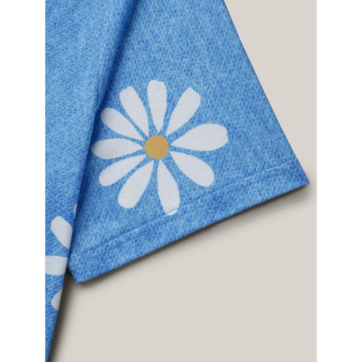 Plus Size Stretchy Floral Print Round Neck T-shirt LightBlue Women Casual Non Natural Flowers Round Neck Everyday T-shirts BloomChic 14-16/1X Product Image