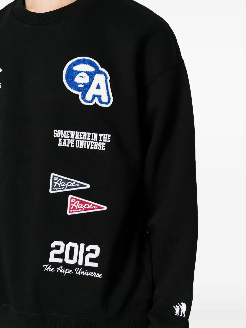 logo-embroidered patch sweatshirt Product Image