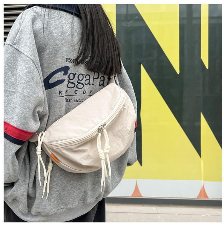 Plain Nylon Belt Bag Product Image