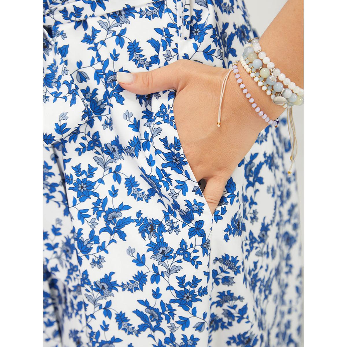 Plus Size Bandana Print Halter Ruffle Hem Pocket Belt Paisley Dress Indigo Women Vacation Belted Halter neck Sleeveless Curvy Knee Dress BloomChic 26/4X Product Image