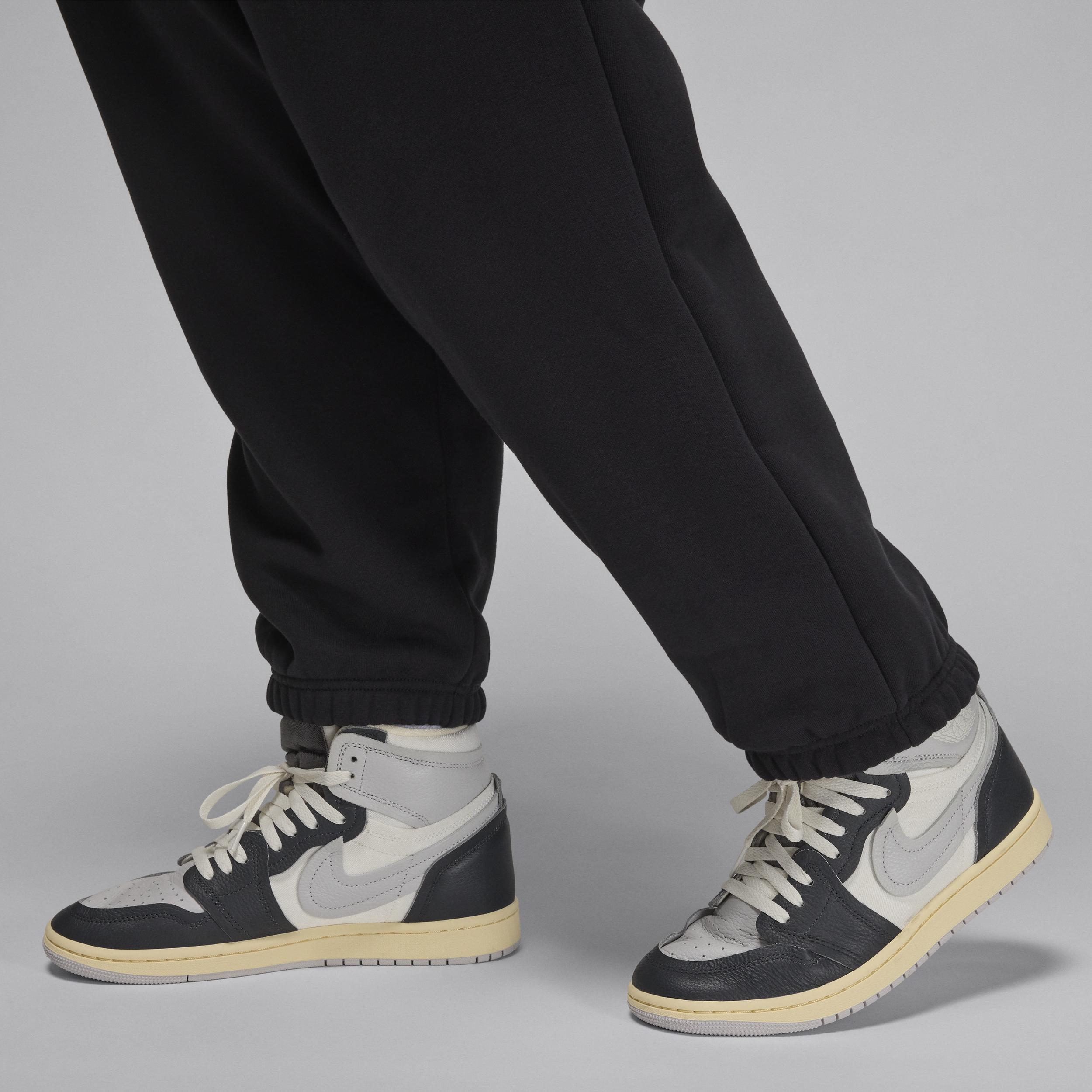 Women's Jordan Flight Fleece Pants (Plus Size) Product Image