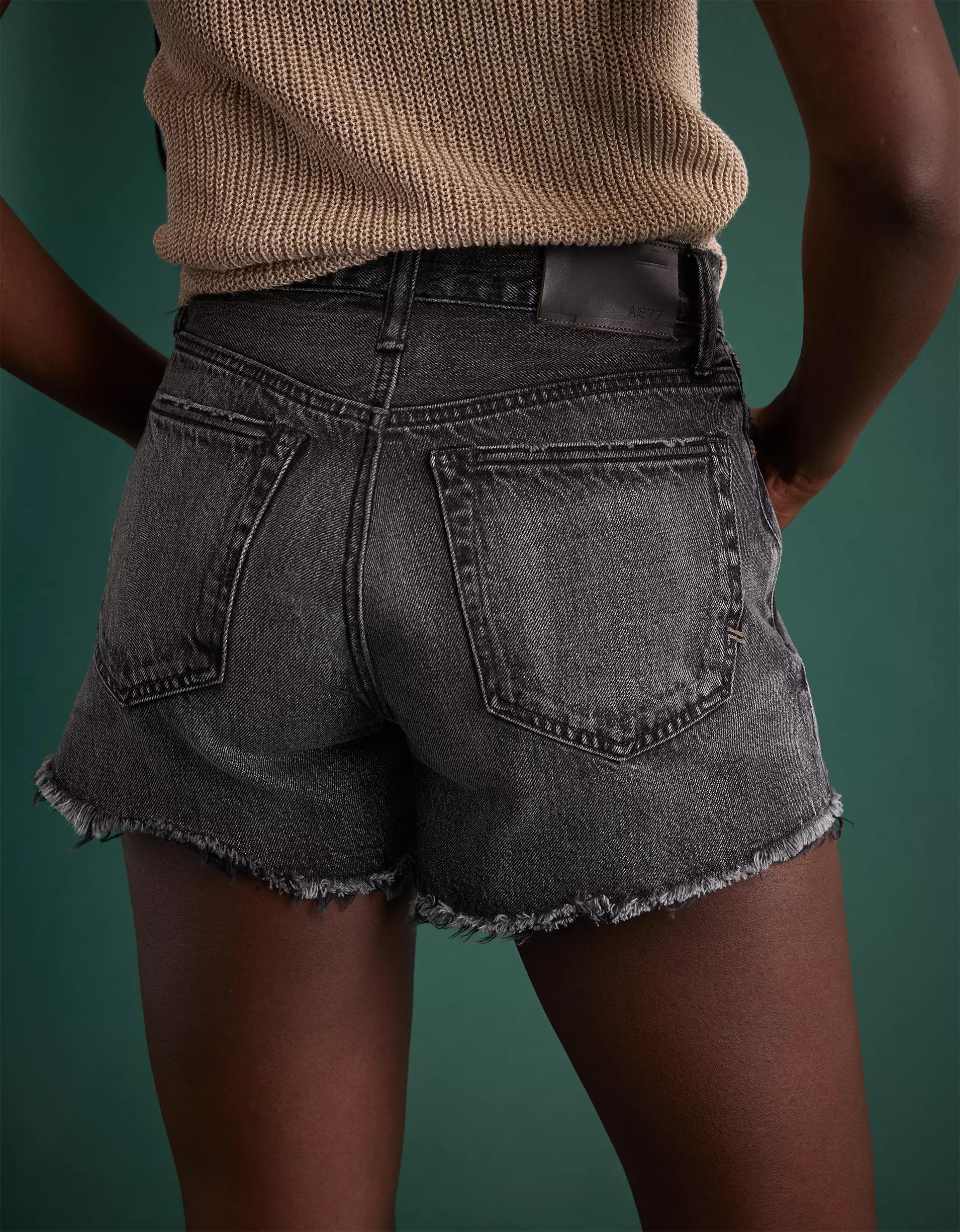 AE77 Premium Classic Denim Short Product Image