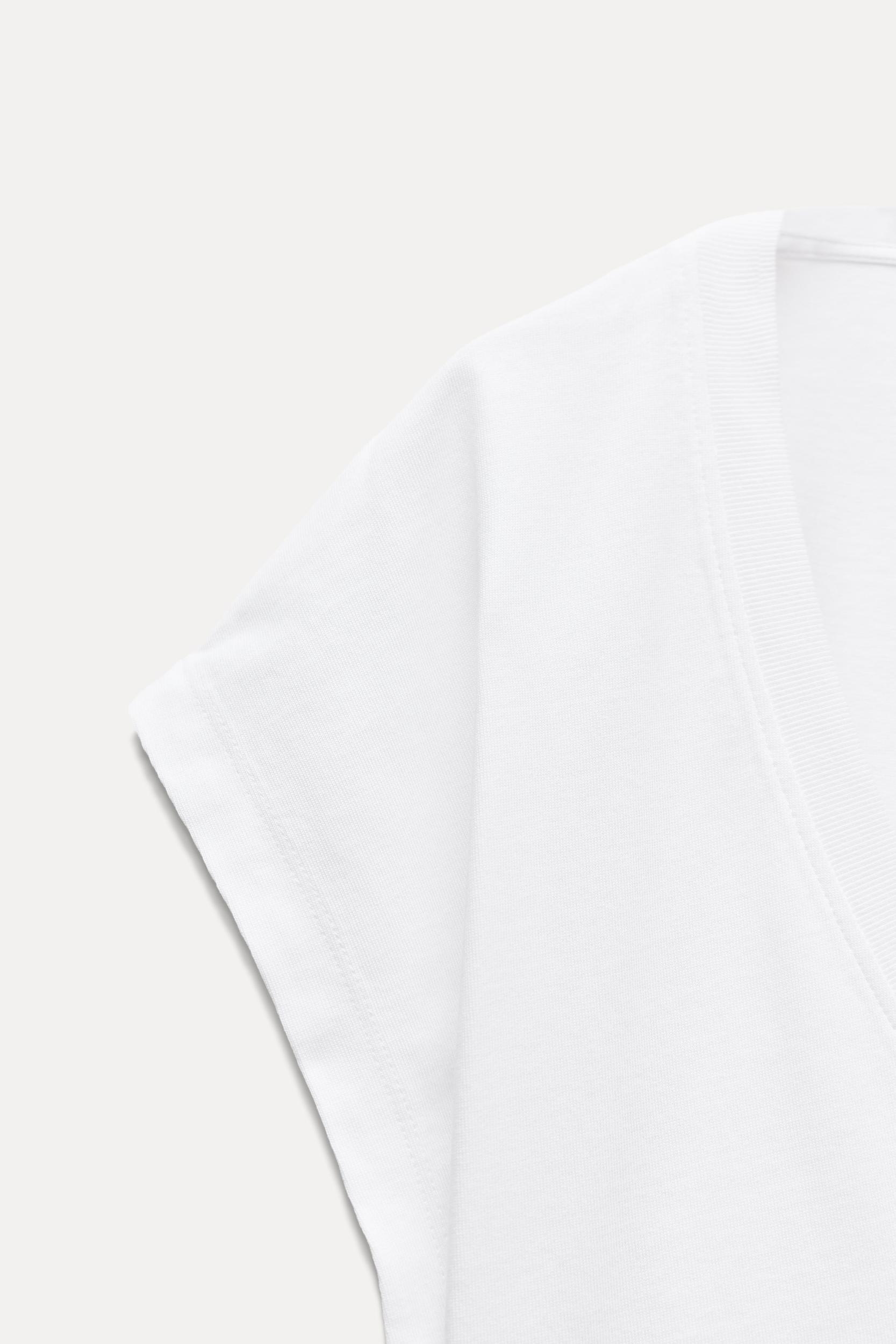 WASHED EFFECT V-NECK TOP Product Image