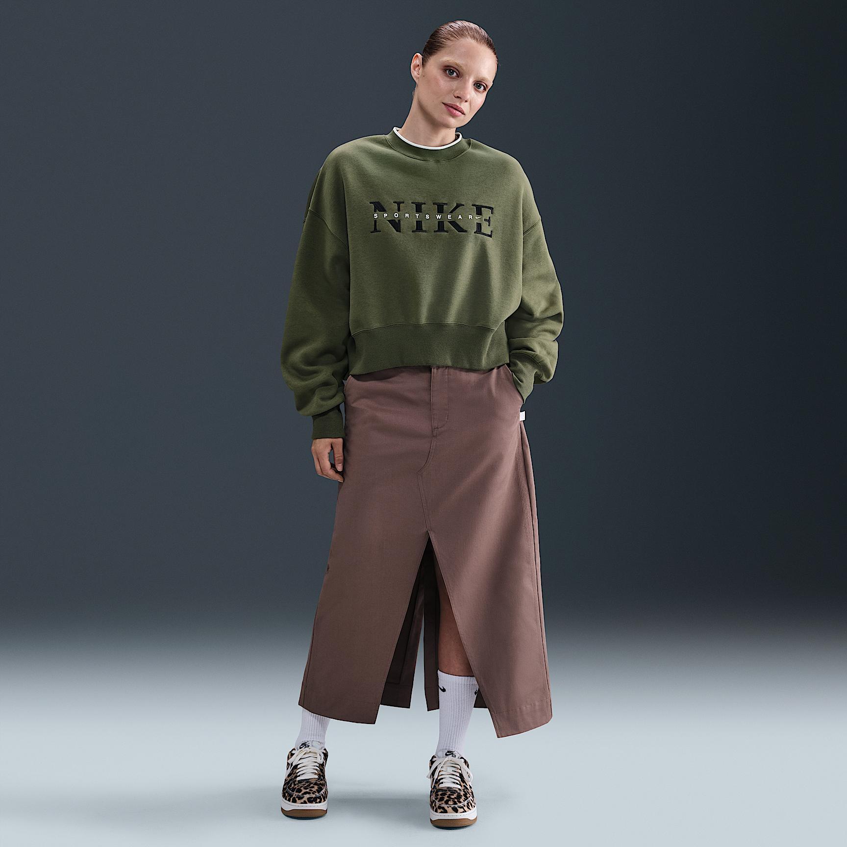 Nike Sportswear Phoenix Fleece Women's Oversized Crew-Neck Sweatshirt Product Image