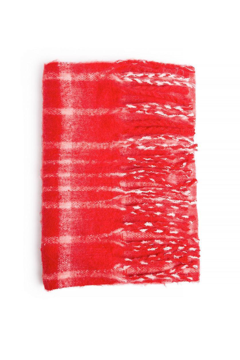 Checkered Scarf Product Image
