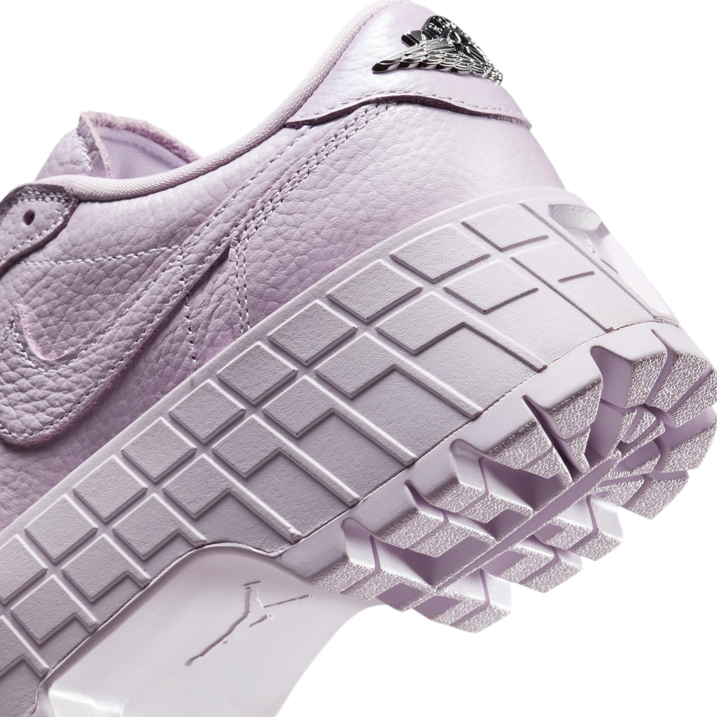 Women's Air Jordan 1 Brooklyn Low Shoes Product Image
