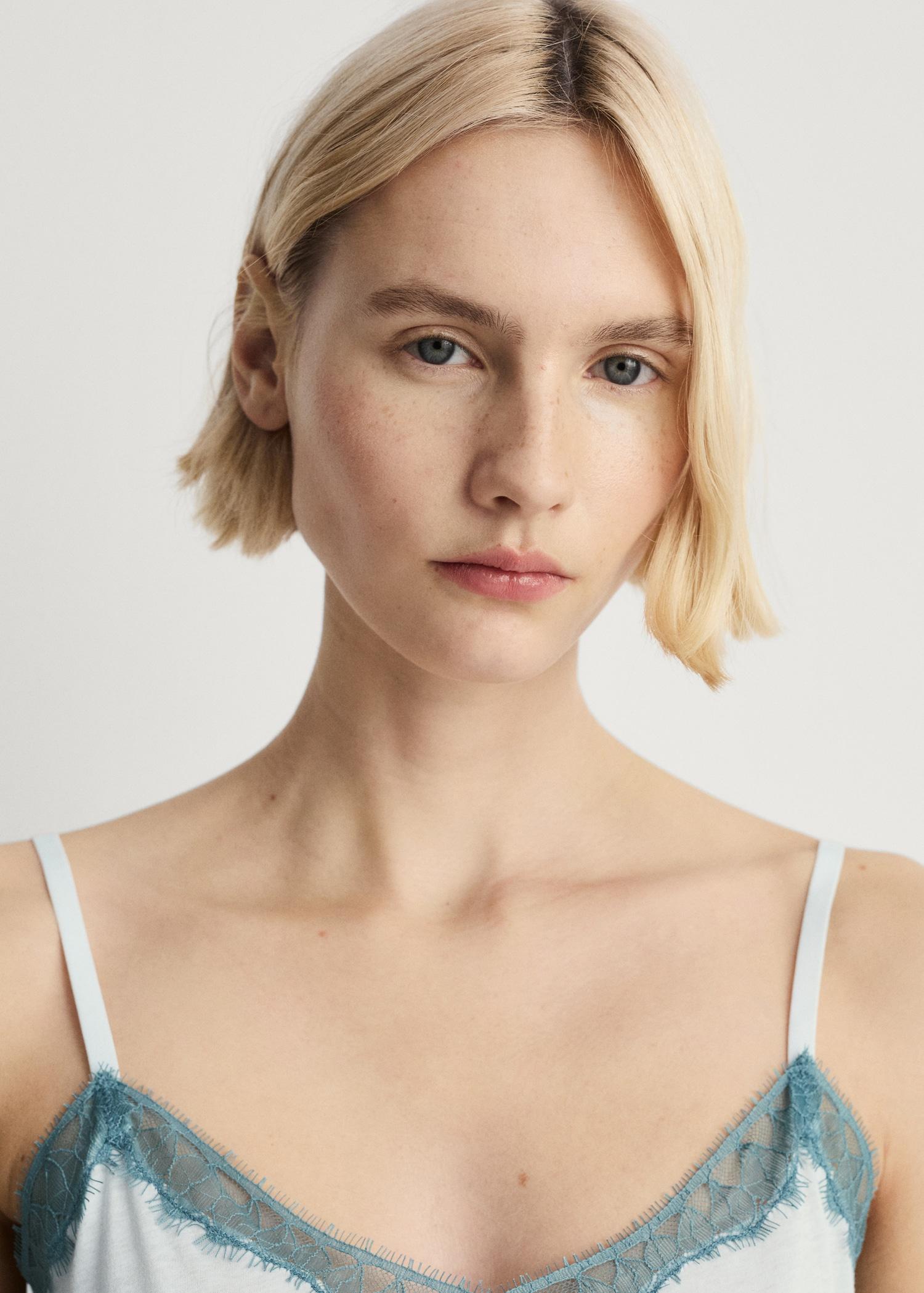 Lace-trimmed nightgown - Women | MANGO USA Product Image