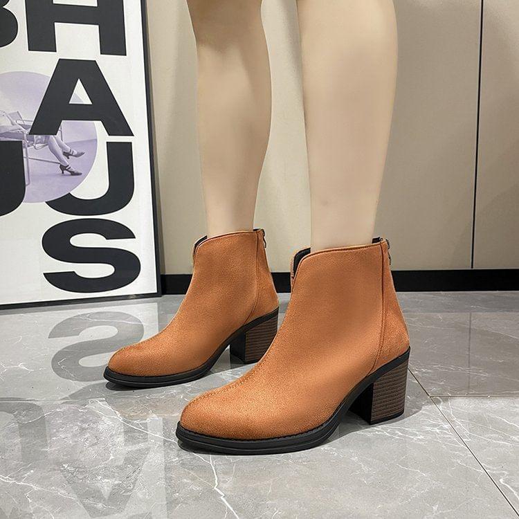 Block Heel Pointed Short Boots Product Image
