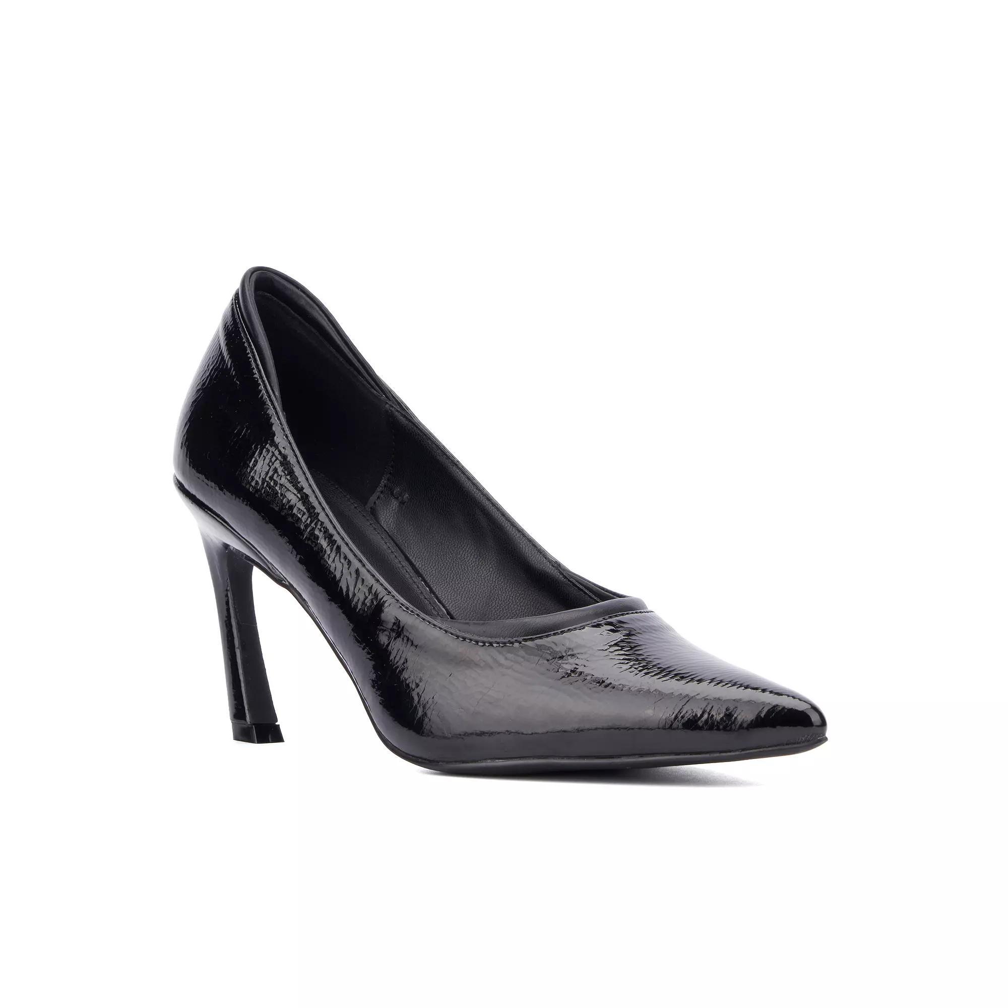 New York & Company Kailynn Womens Pointy Textured Pumps Product Image