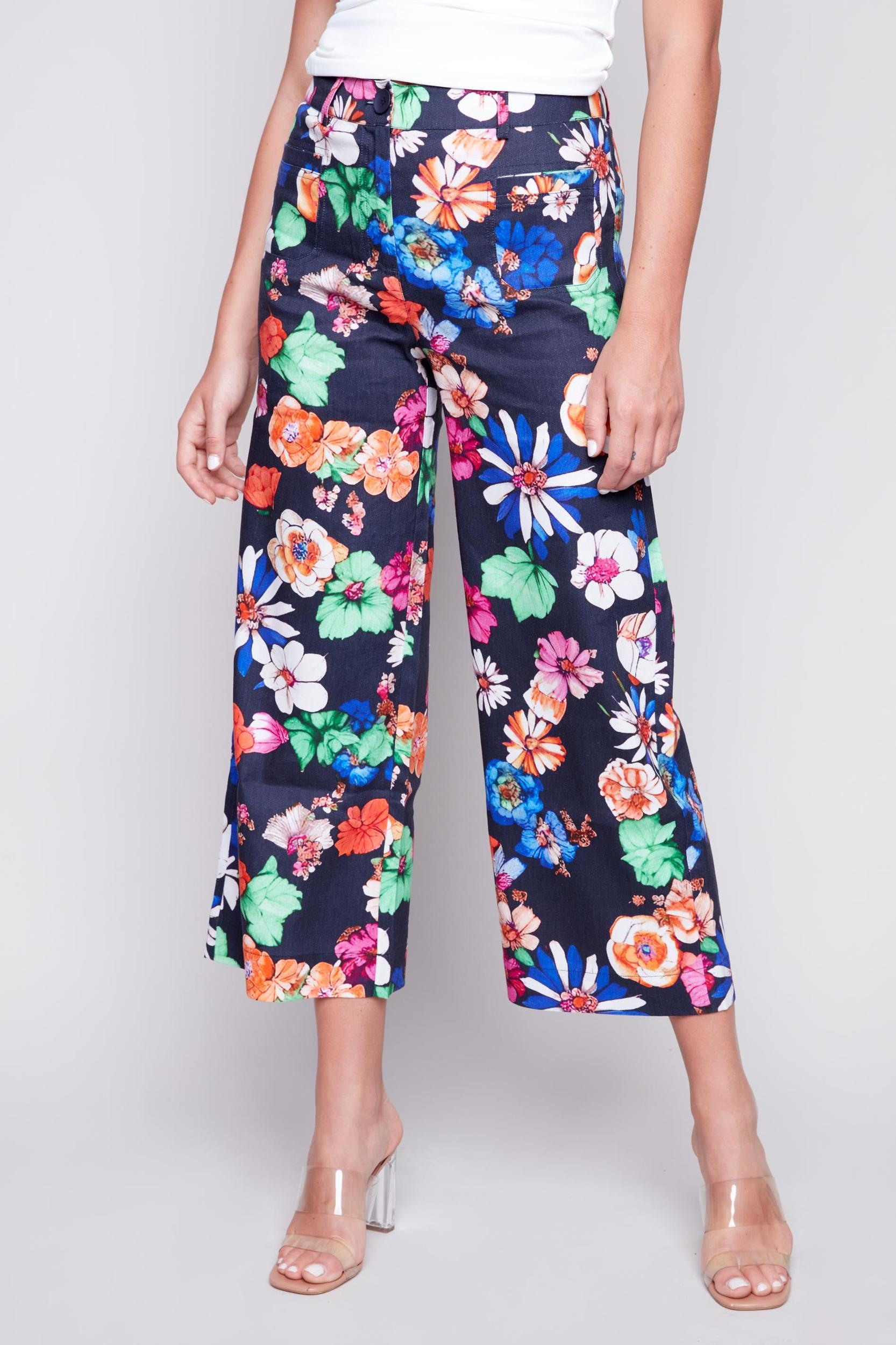 Printed Wide Leg Pant with Patch Pockets Product Image