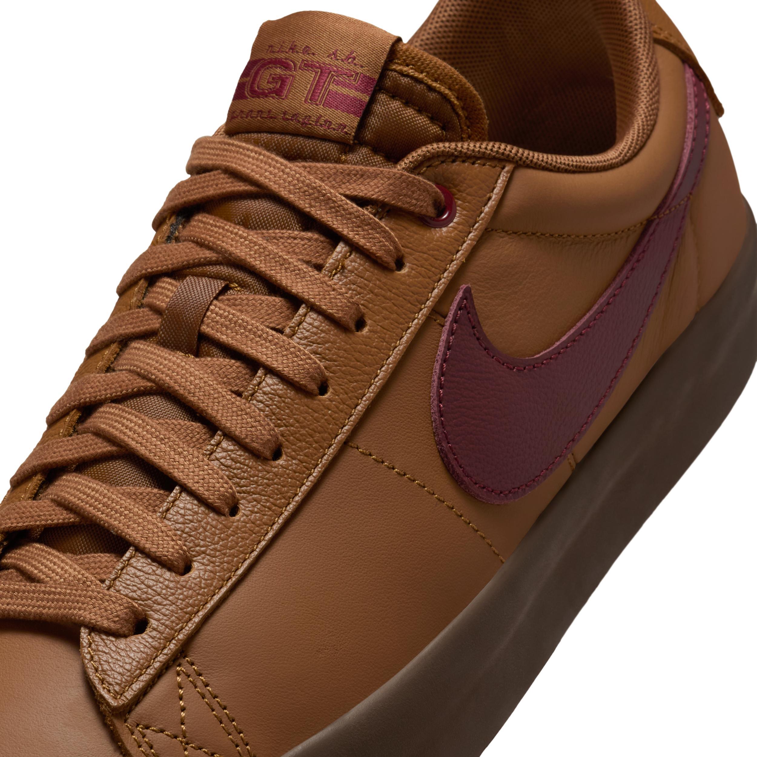 Men's Nike SB Blazer Low Pro GT Shoes Product Image