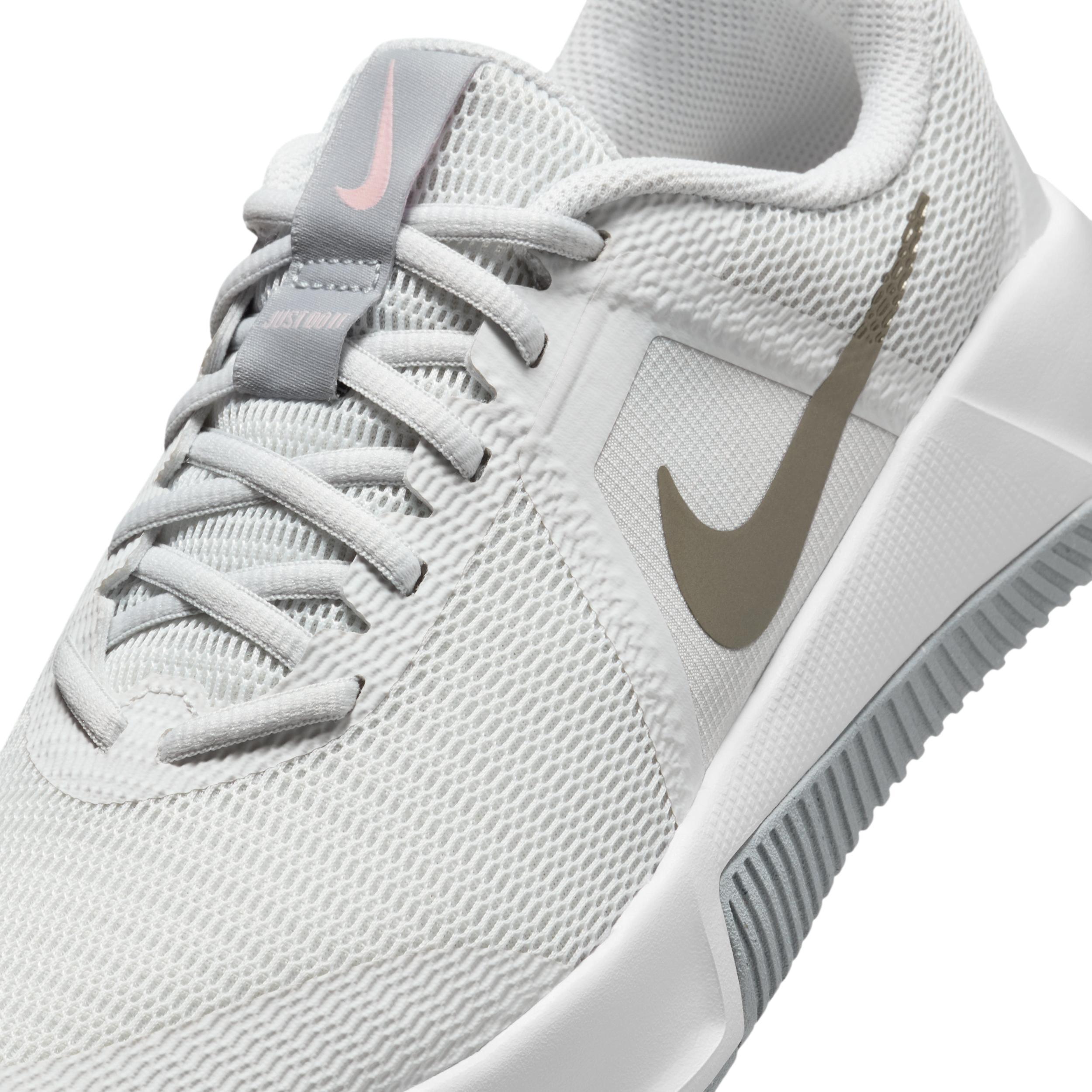 Nike MC Trainer 3 Women's Workout Shoes, Size: 5, Gray Product Image