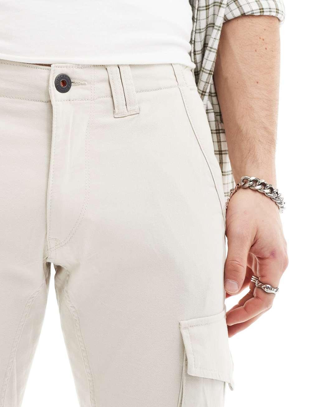 Jack & Jones slim fit cargo pants in beige Product Image