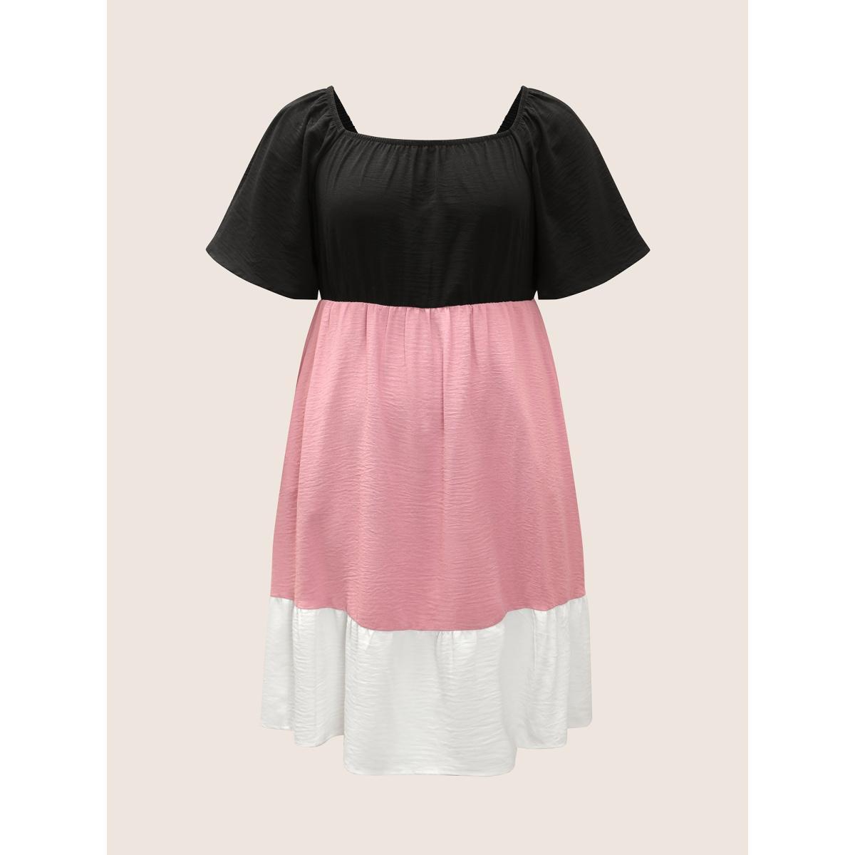 Plus Size Colorblock Contrast Patchwork Gathered Raglan Sleeve Dress Black Women Casual Non Square Neck Short sleeve Curvy Midi Dress BloomChic 30/6X Product Image