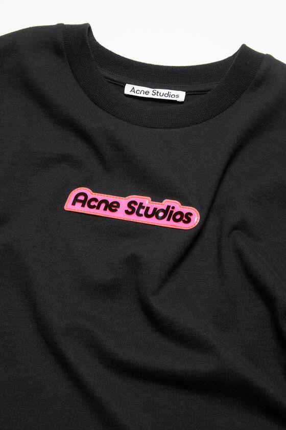 T-shirt patch logo Product Image
