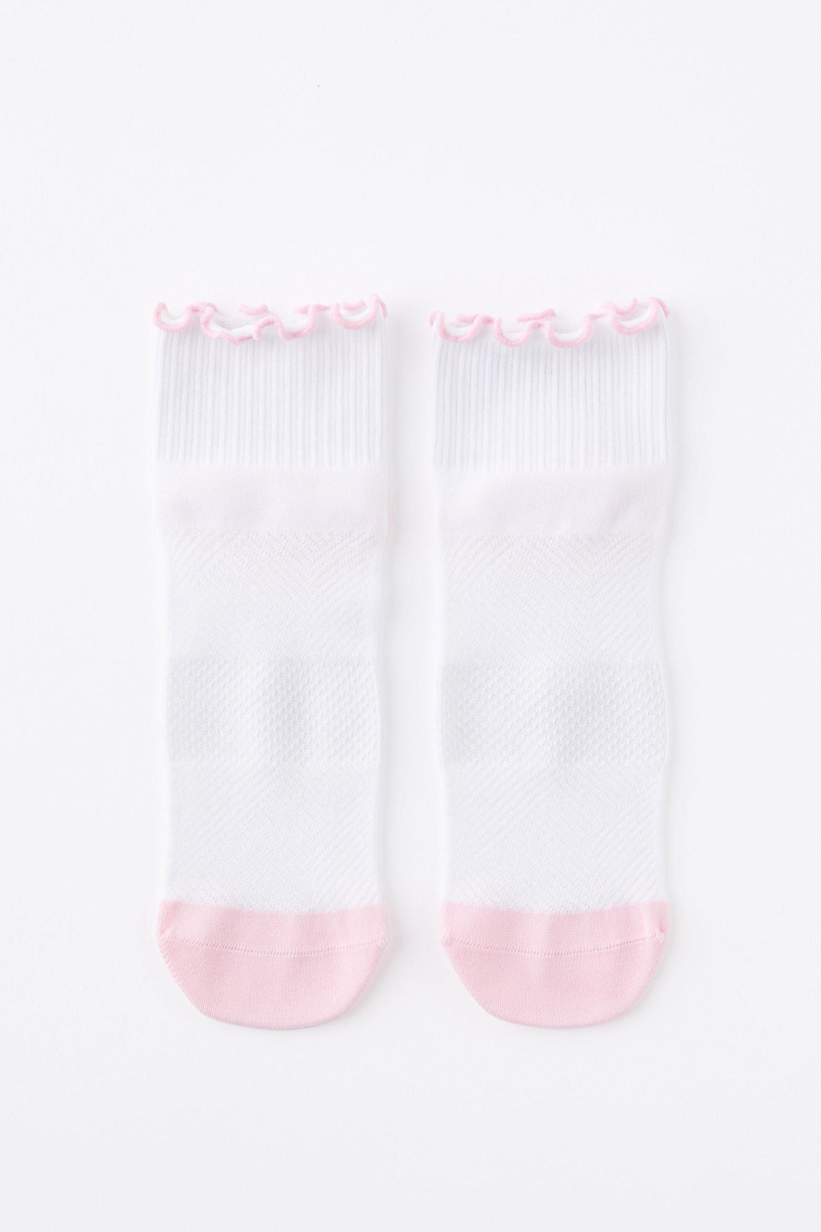 Performance Mid Crew Frill Sock Product Image