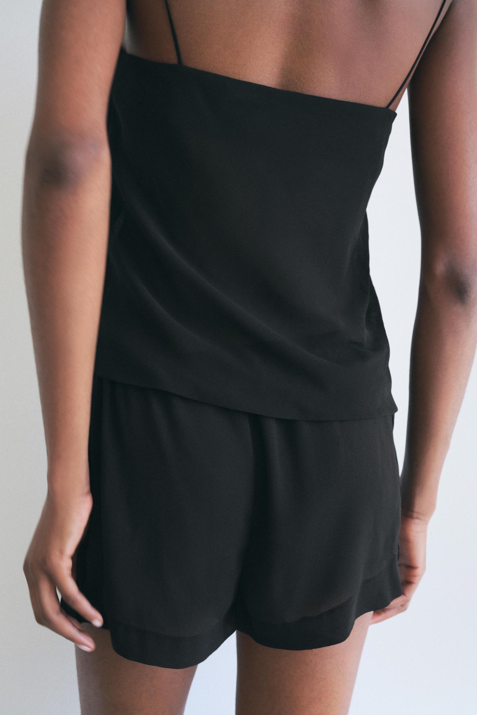 PLEATED SHORTS Product Image