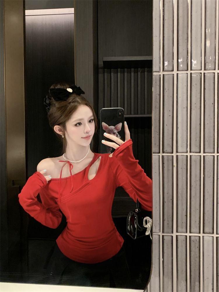 Long Sleeve One Shoulder Plain Mock Two Piece Ruched Top Product Image
