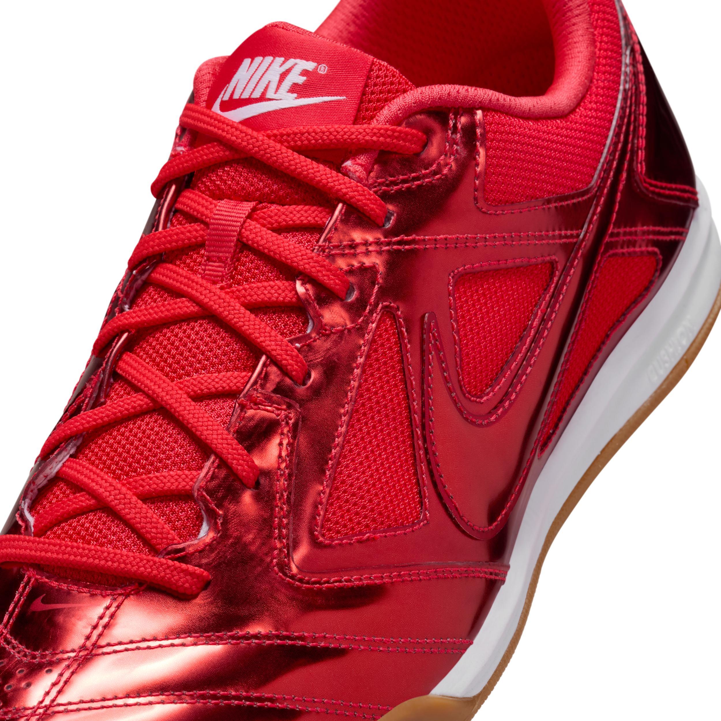 Nike Gato LV8 Men's Shoes Product Image