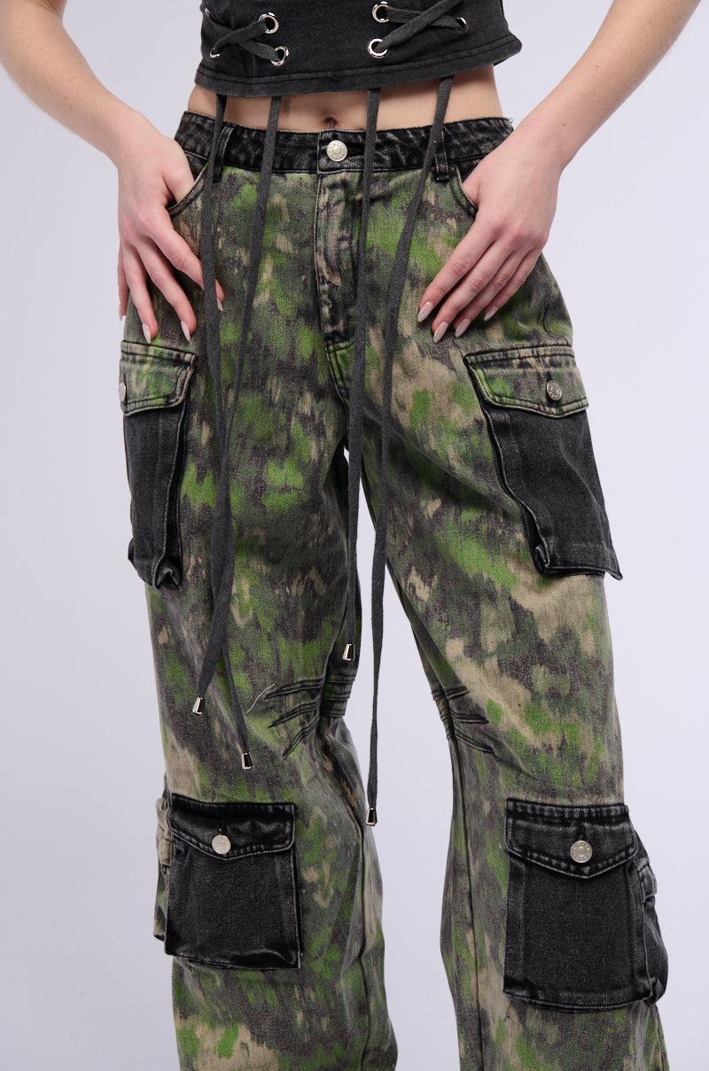VERT CARGO PANTS Product Image