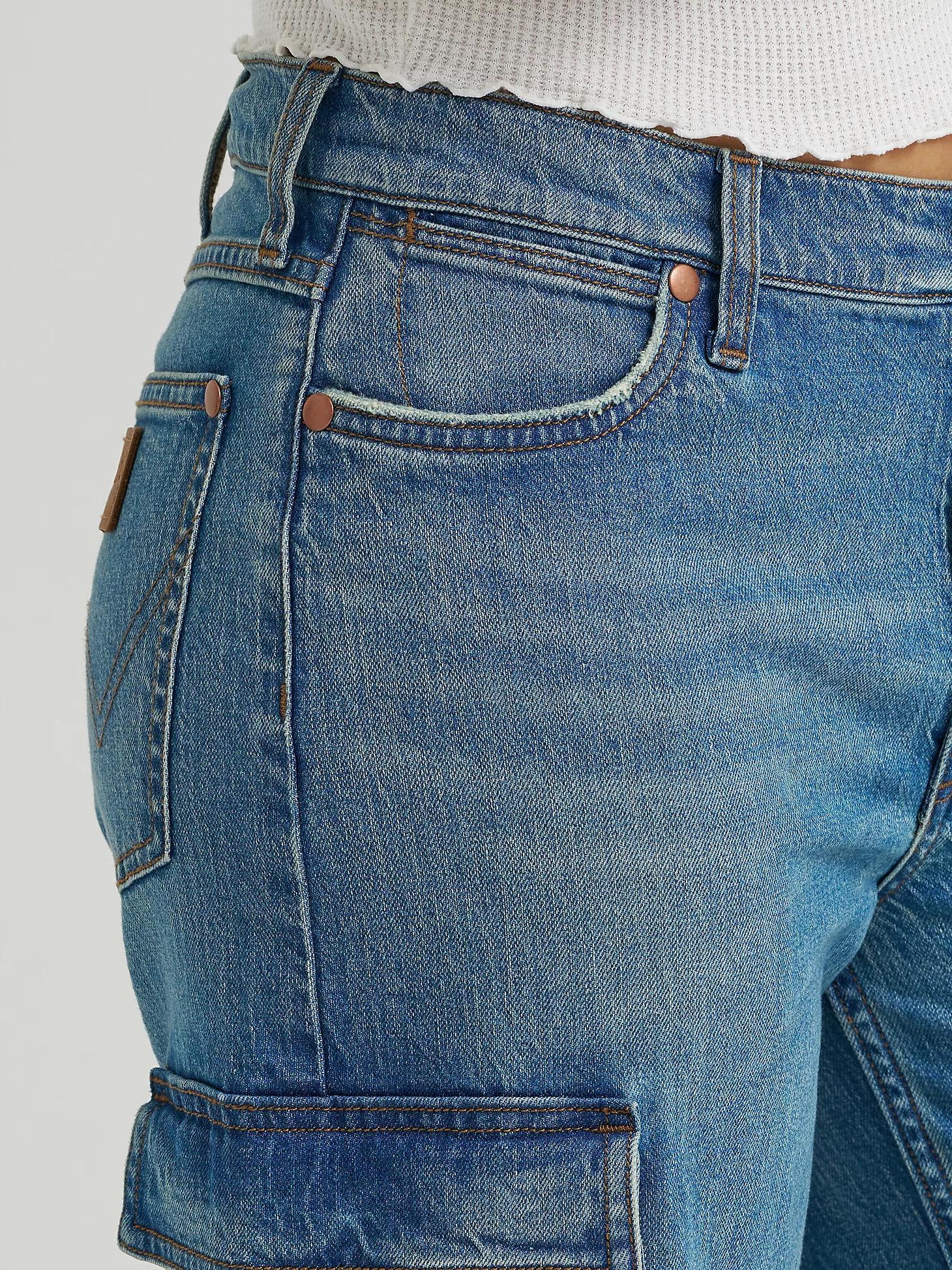 Women's Low Rise Baggy Cargo Jean | Women's JEANS | Wrangler® Product Image