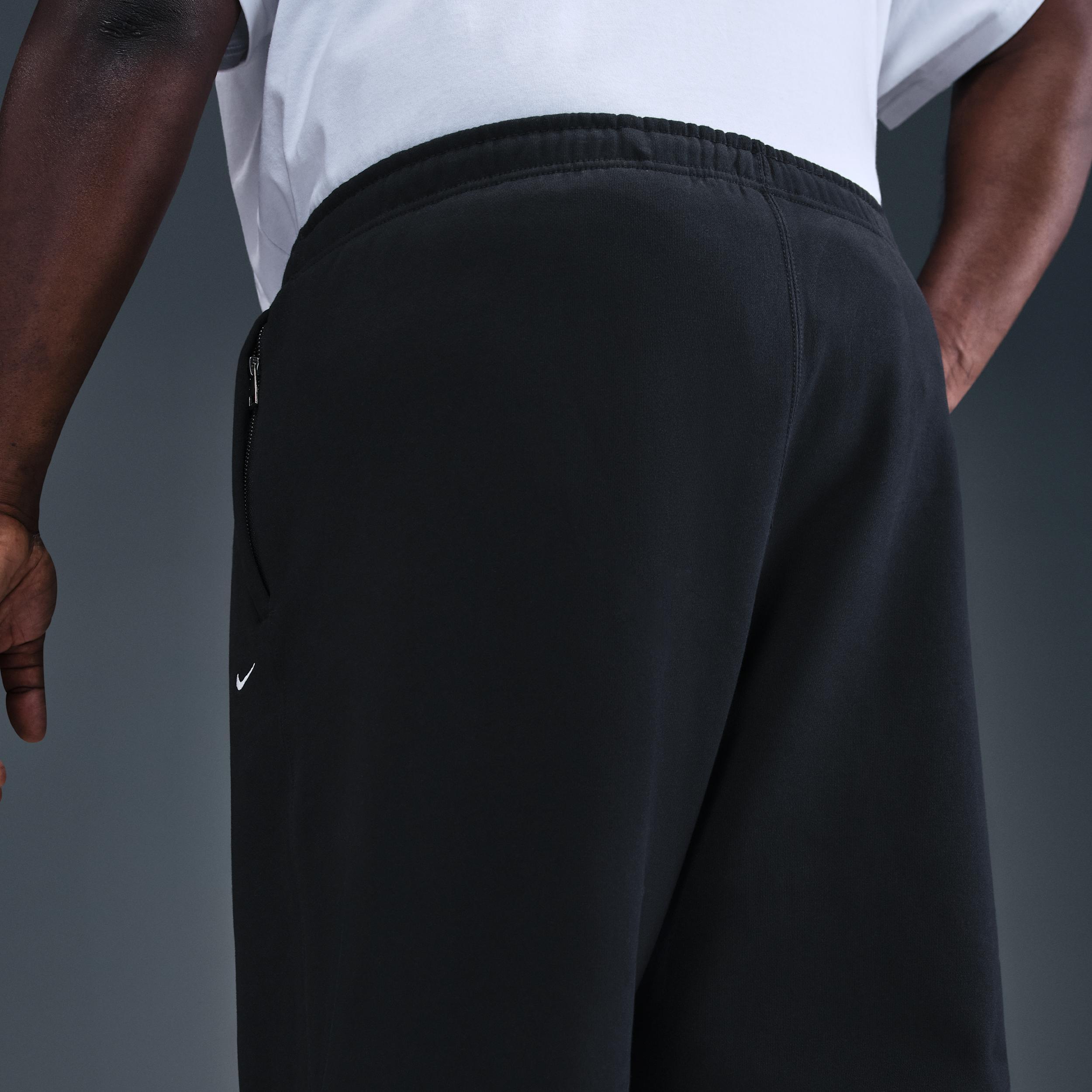 Nike Men's Solo Swoosh Cuffed Fleece Pants Product Image